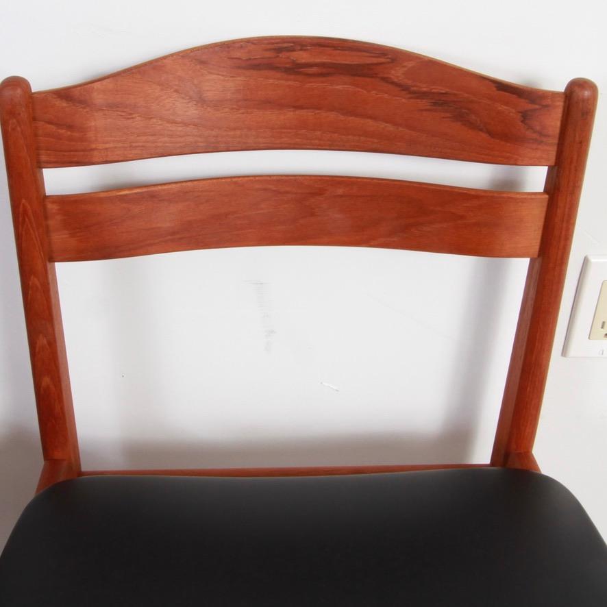 Swedish Set of 6 Teak Dining Chairs by Niels Vodder