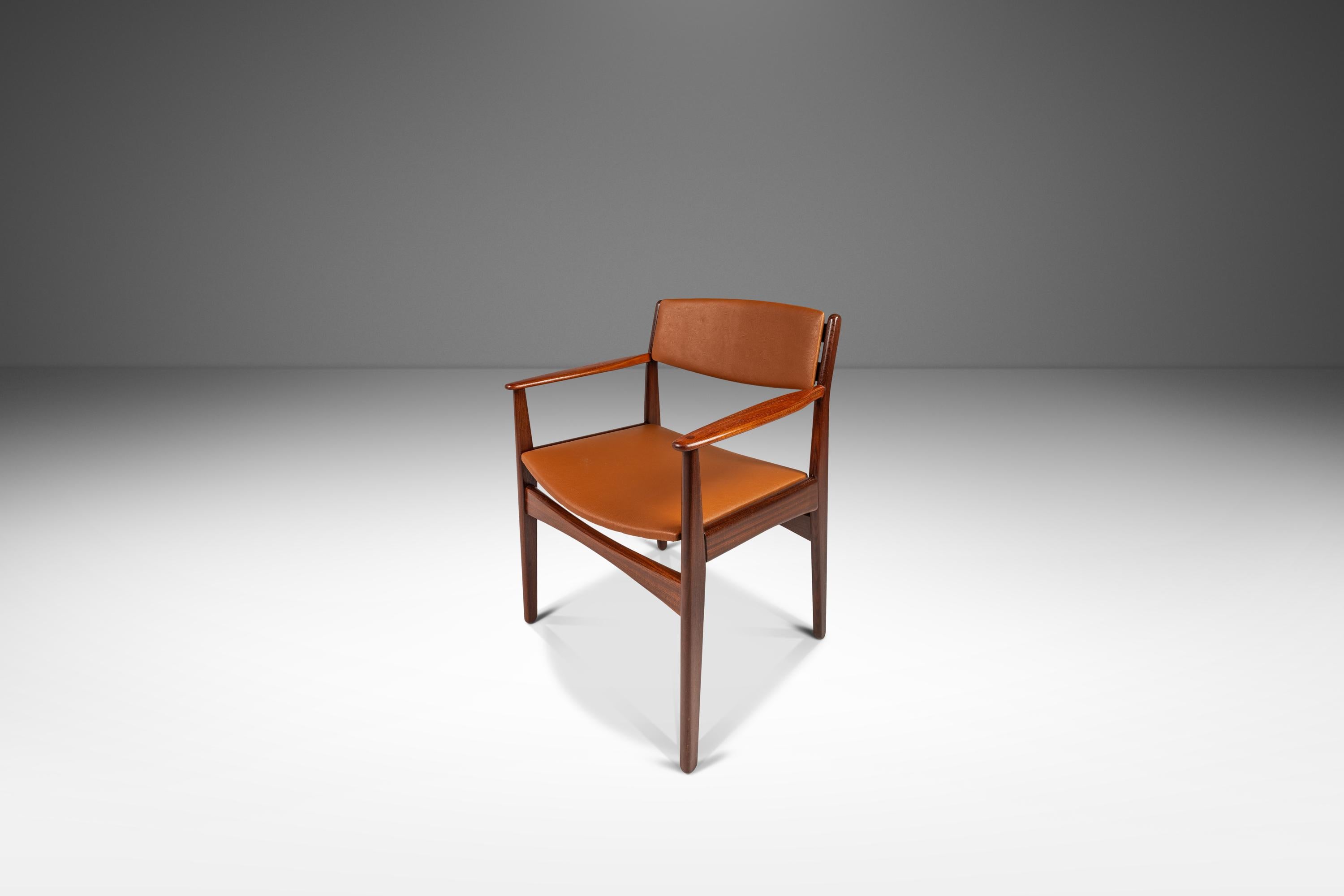 Mid-Century Modern Ensemble de 6 chaises de salle à manger en teck par Poul Volther pour Frem Røjle,  Danemark, c.C. années 1960