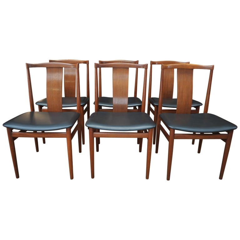Set Of 6 Teak Scandinavian Dining Room Chairs Circa 1960