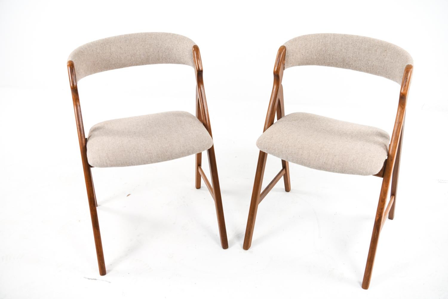 Wool Set of 6 TH. Harlev Model 205 Side Chairs for Farstrup