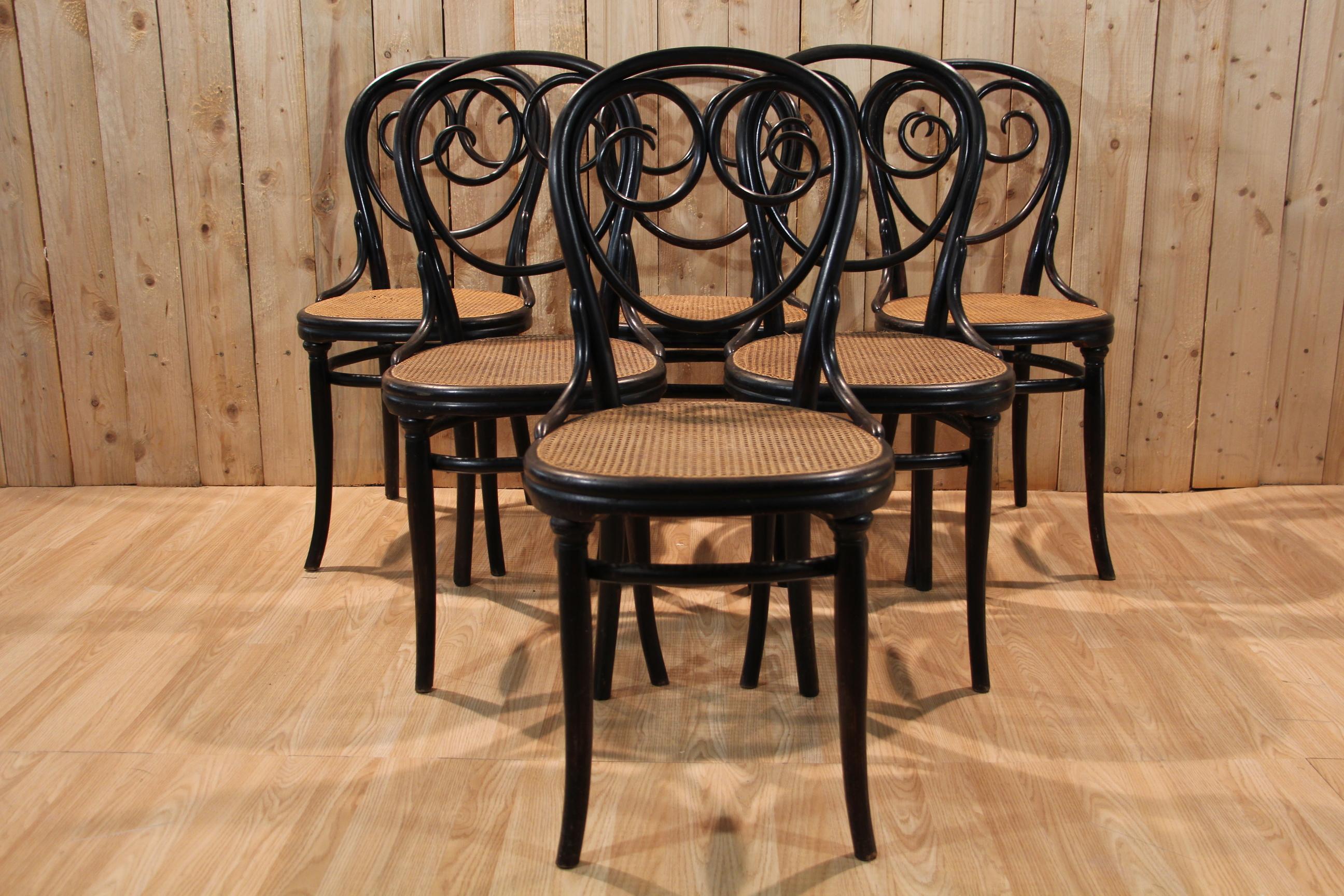 Arts and Crafts Set di 6 sedie Thonet n. 2 Napoleone III in vendita