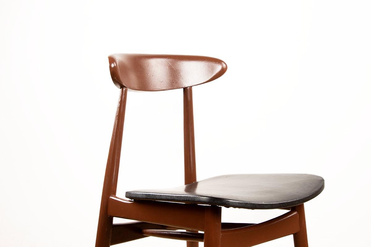 Set di 6 sedie da pranzo Thonet in legno laccato marrone e similpelle nera, 196 In condizioni ottime in vendita a JOINVILLE-LE-PONT, FR