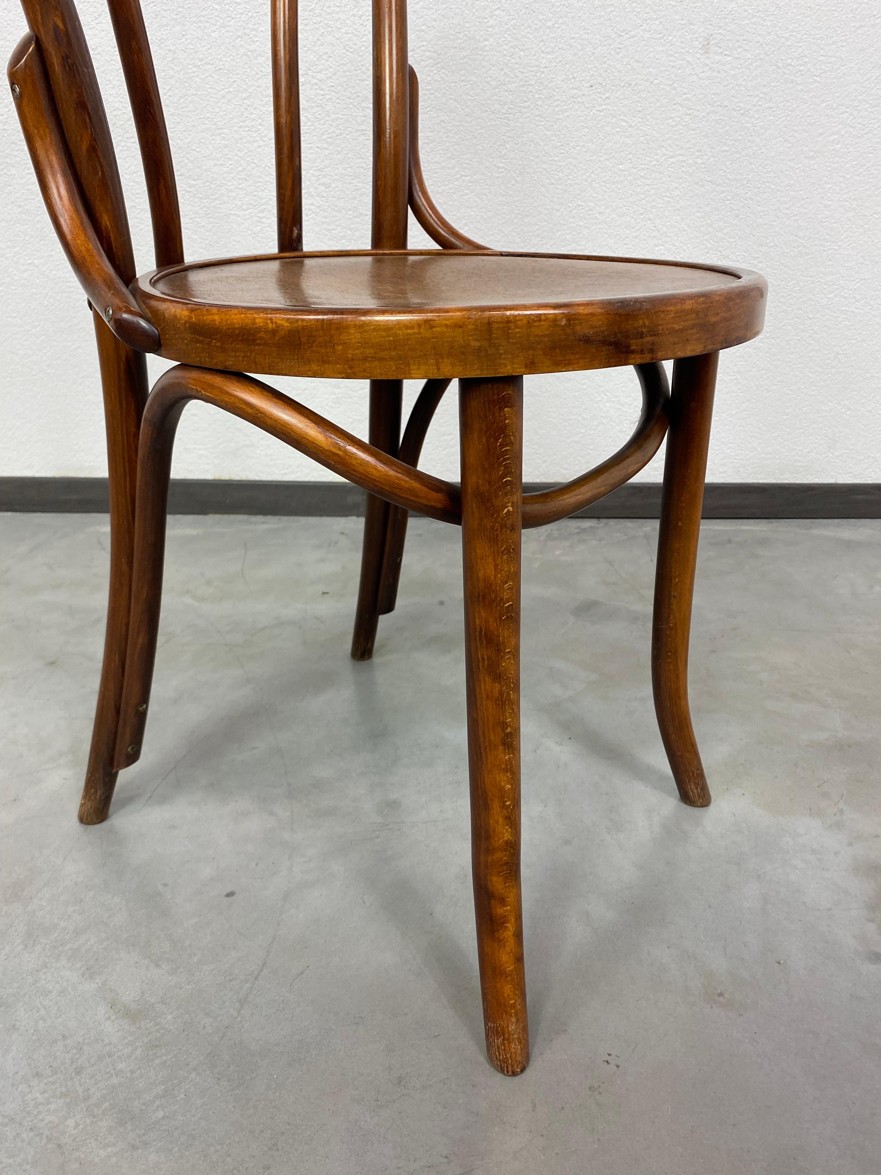 Mid-20th Century Set of 6 Thonet dining chairs no.16