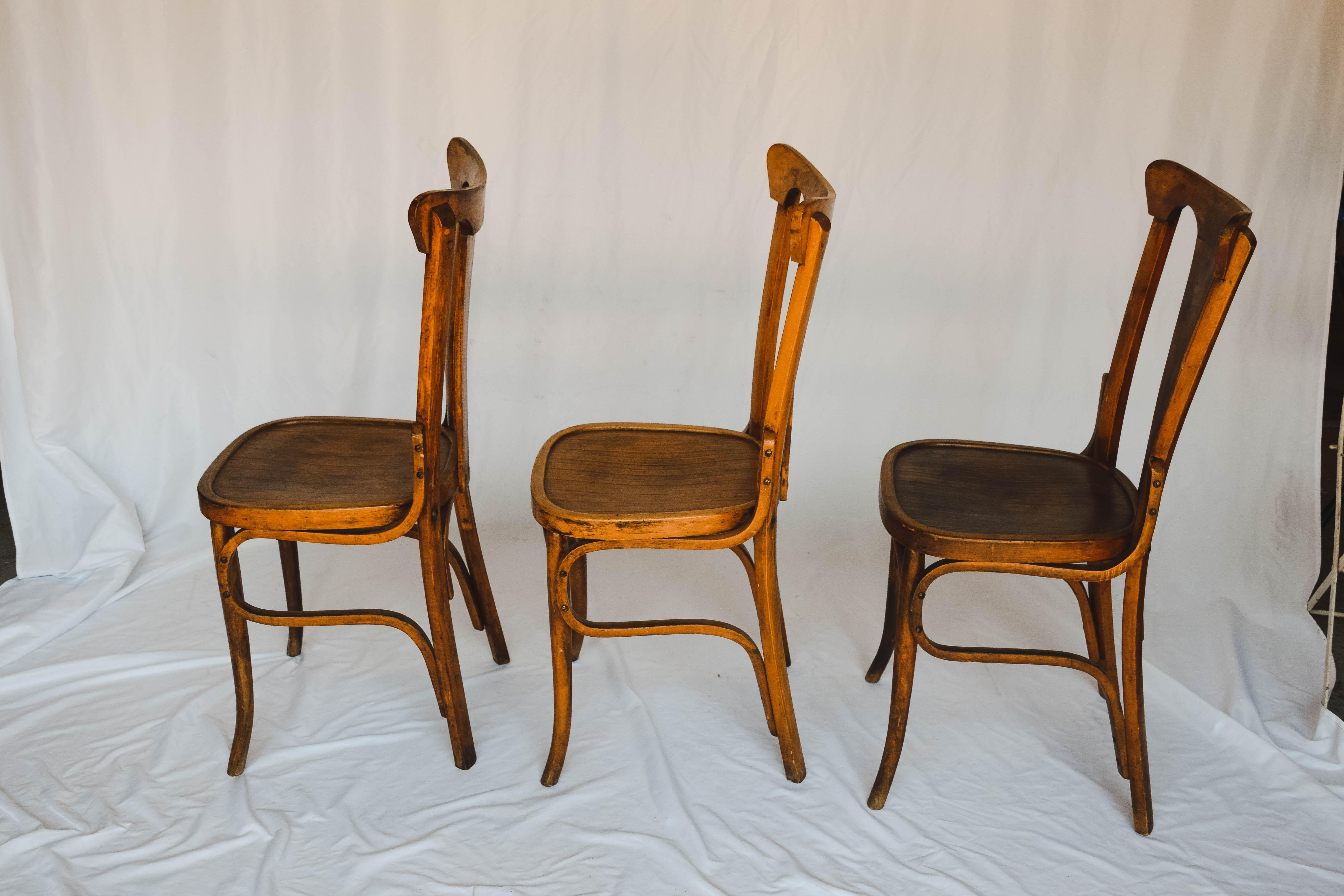 Set of 6 Thonet Style Bistro Chairs 1