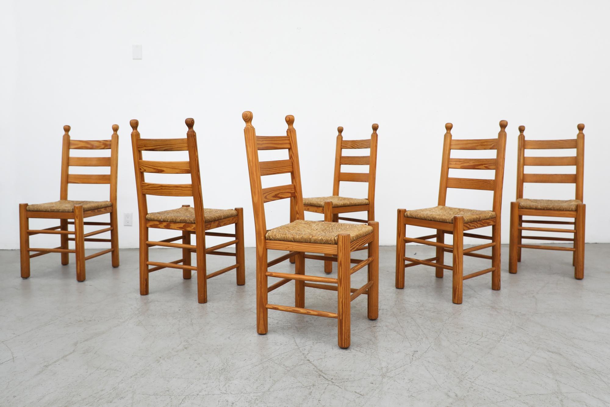 Set of 6 Throne Inspired Pine and Rush Dining Chairs with Turned Finials For Sale 12