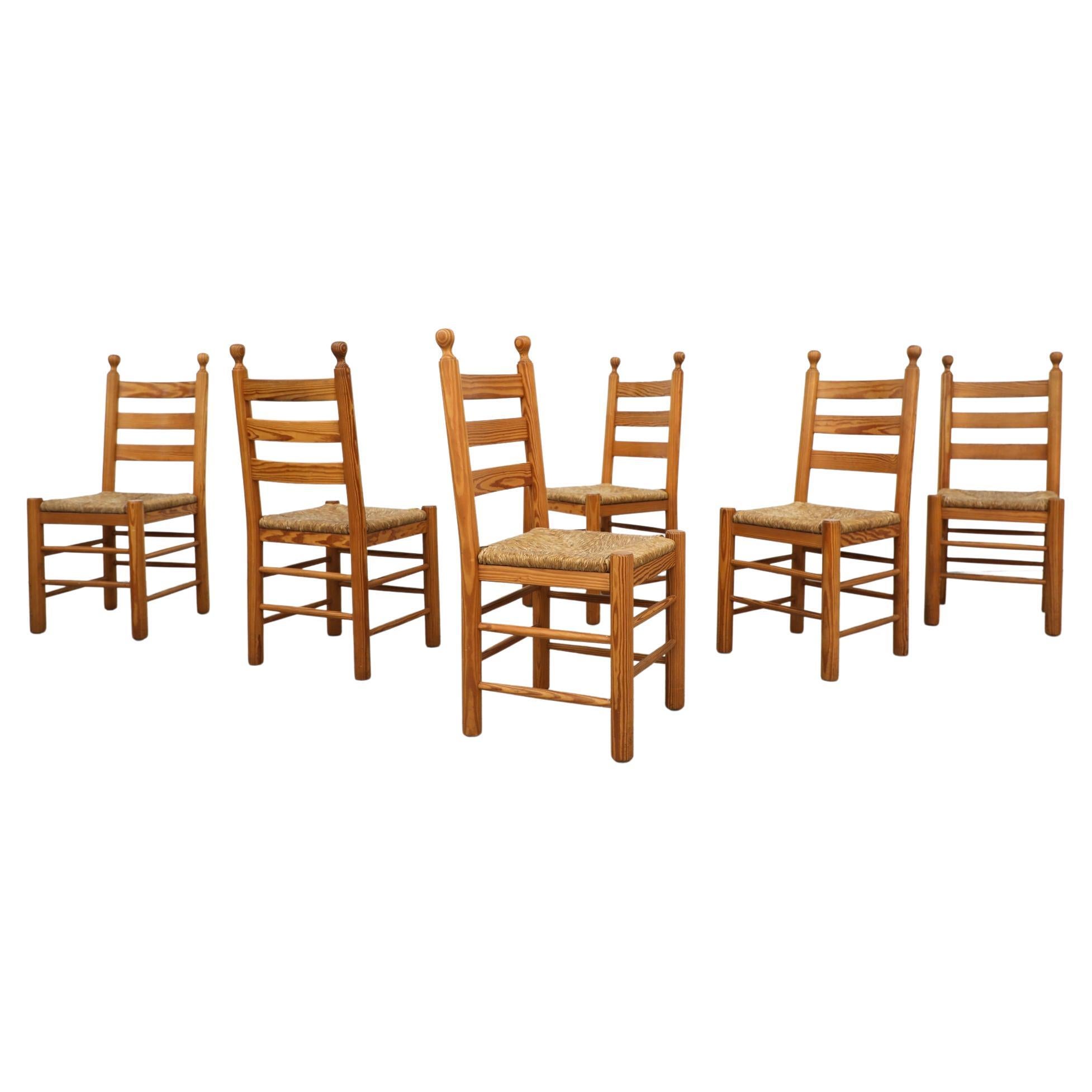Set of 6 Throne Inspired Pine and Rush Dining Chairs with Turned Finials For Sale