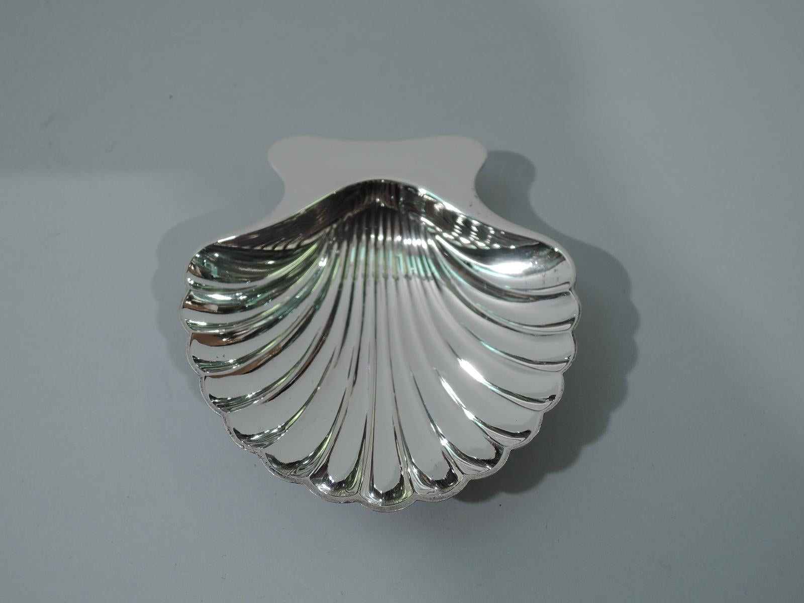 American Set of 6 Tiffany Modern Sterling Silver Scallop Shell Nut Dishes