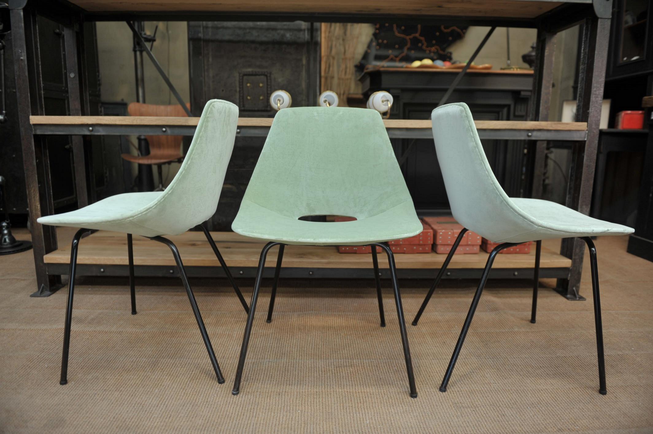 Set of 6 Tonneau Chairs by Pierre Guariche for Steiner, 1954 For Sale 3