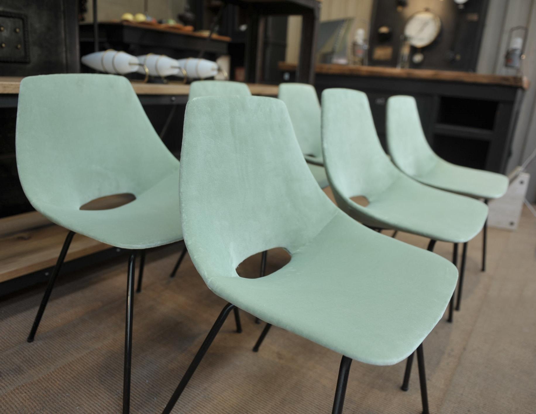 French Set of 6 Tonneau Chairs by Pierre Guariche for Steiner, 1954 For Sale
