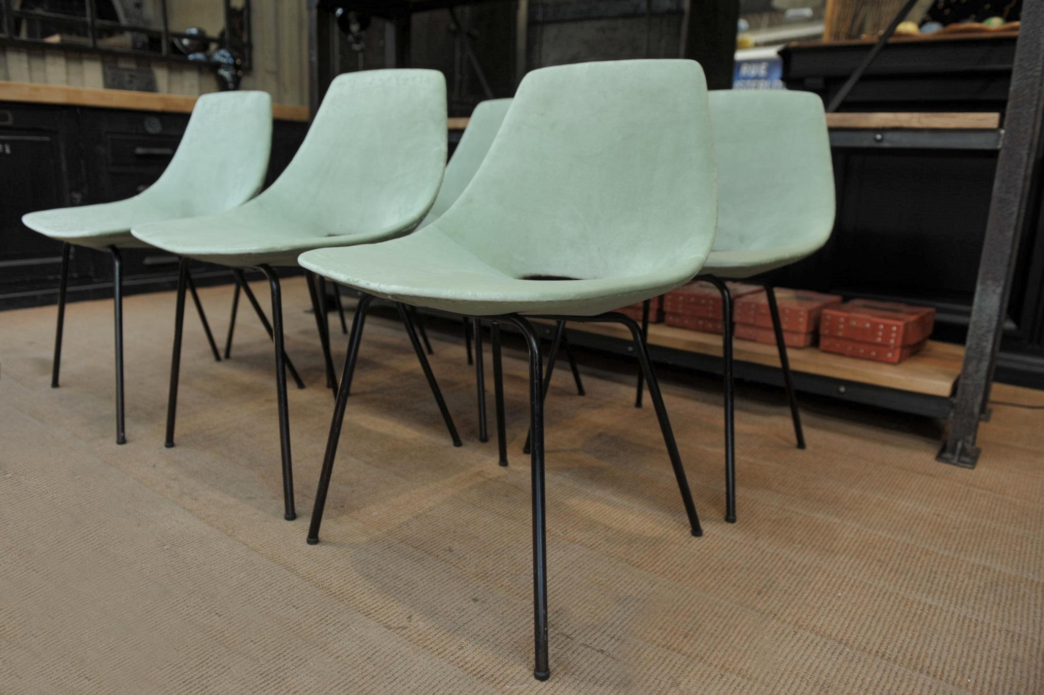 Set of 6 Tonneau Chairs by Pierre Guariche for Steiner, 1954 For Sale 1