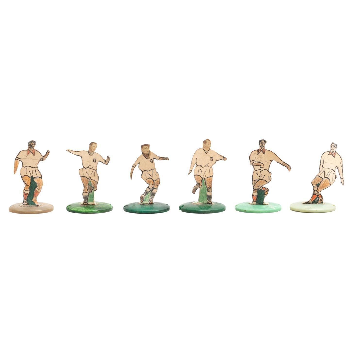 Juego de 6 Figuras Antiguas Tradicionales de Juego de Fútbol de Botones, circa 1950