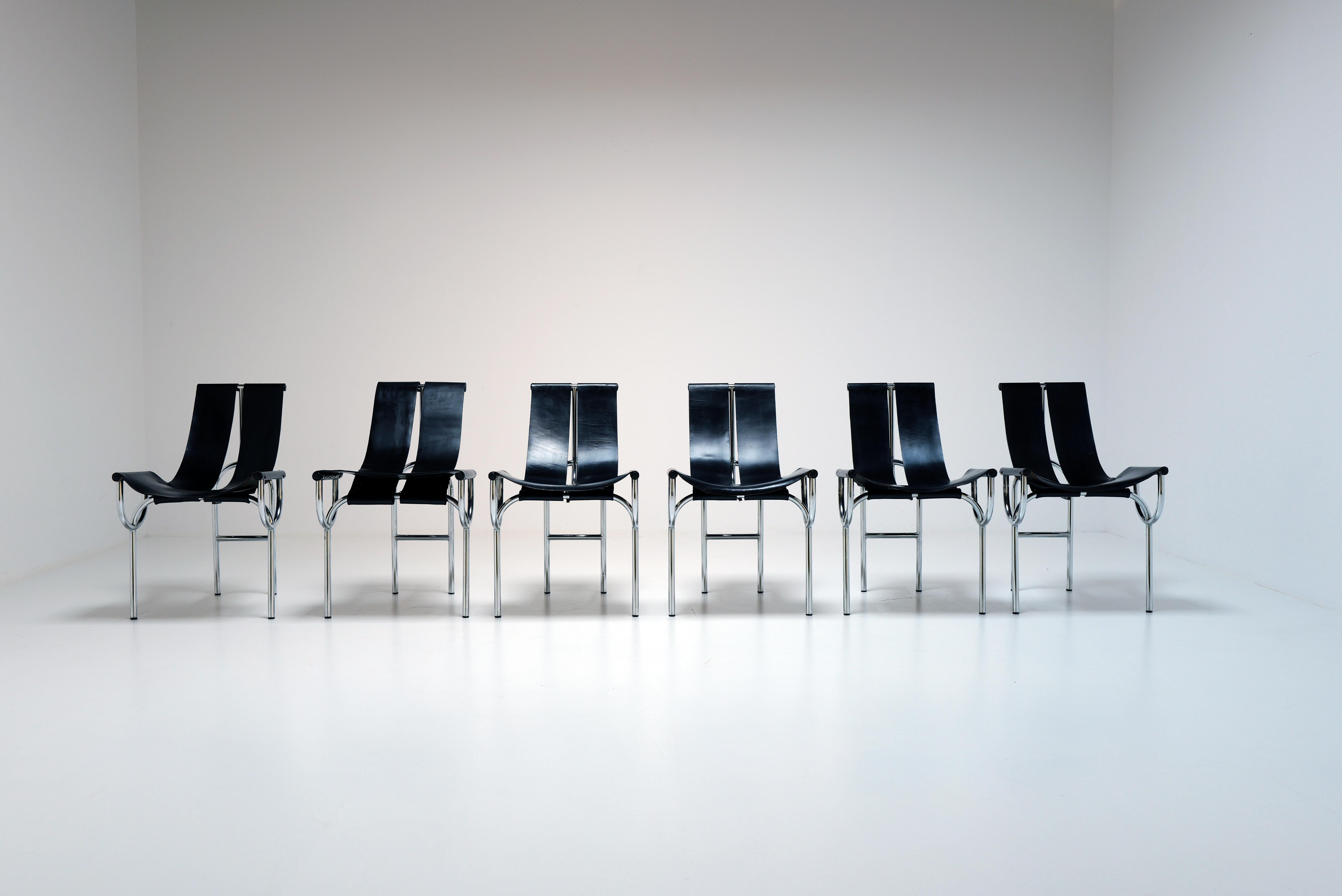 Unique and extremely rare set of six TRI 15 chairs, designed by Italian Gabetti & Isola.

The rare TRI 15 chair, designed in 1968 by renowned architects Roberto Gabetti & Aimaro Isola for Arbo. This masterpiece combines minimalist design with