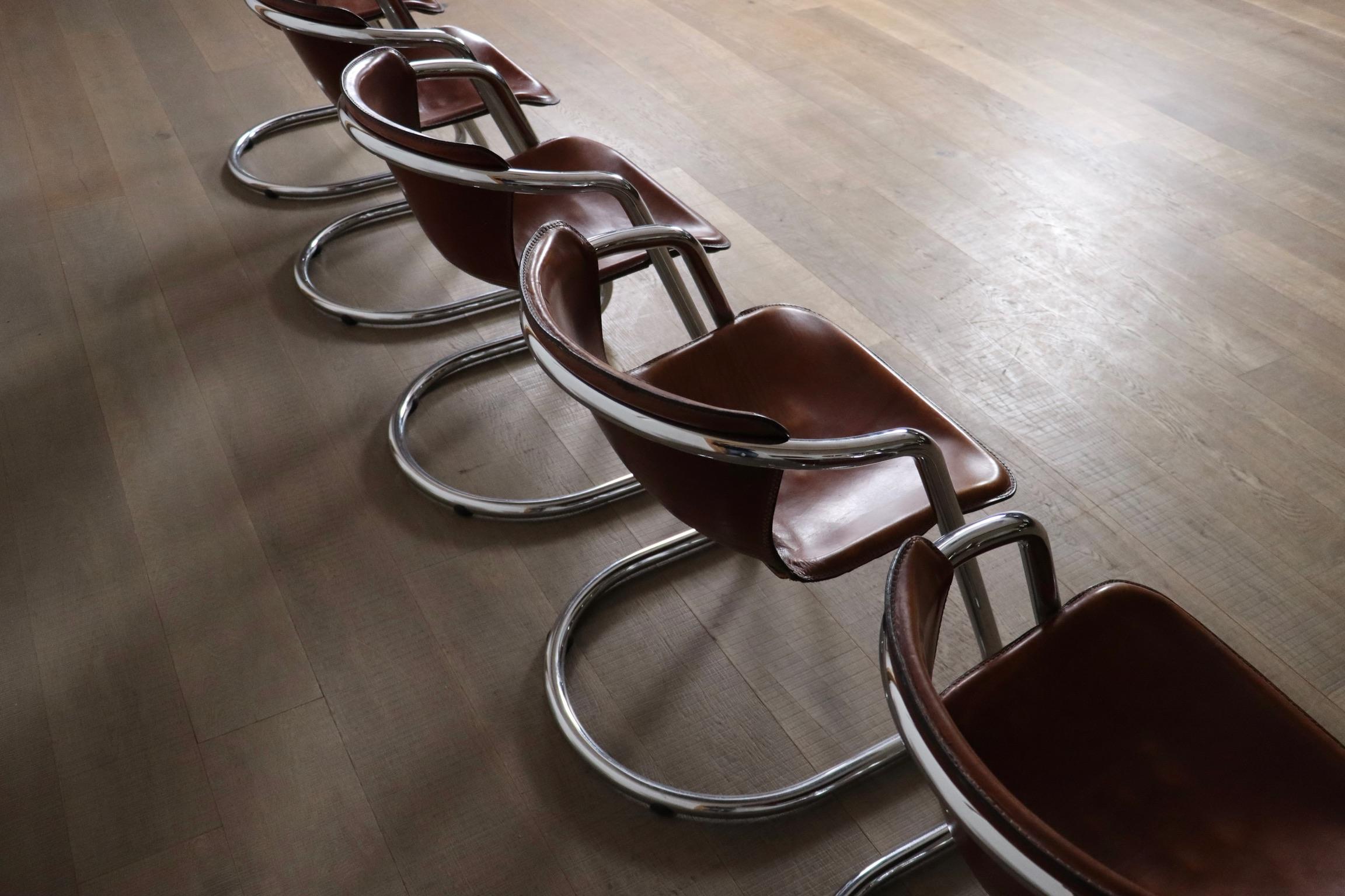 Set Of 6 Tubular Chrome And Saddle Leather Dining Chairs For Metaform, 1970s In Good Condition In ABCOUDE, UT