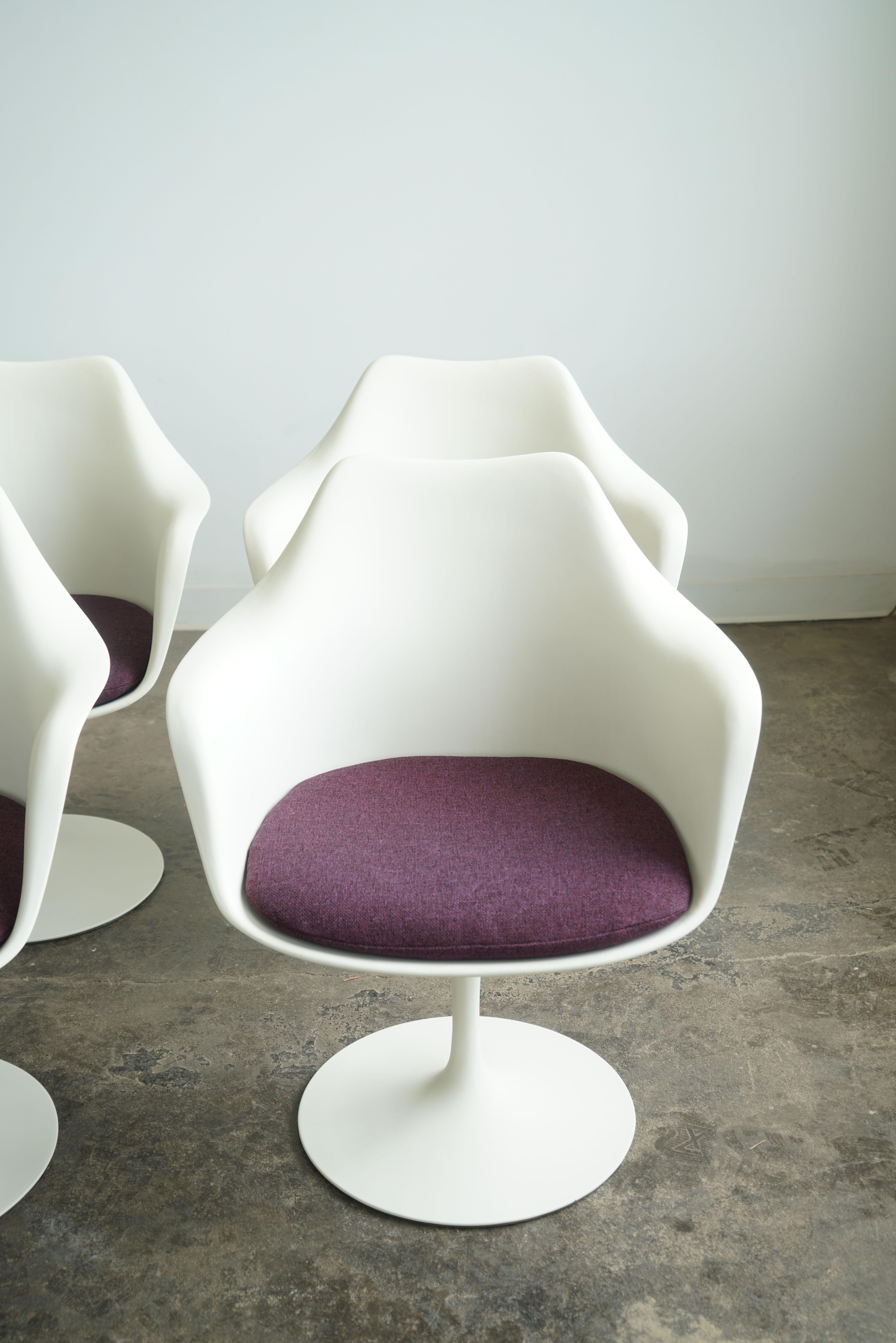 Set di 6 poltrone Tulip di Eero Saarinen per Knoll, tappezzeria a piombo, anni '60 In condizioni buone in vendita a Chicago, IL
