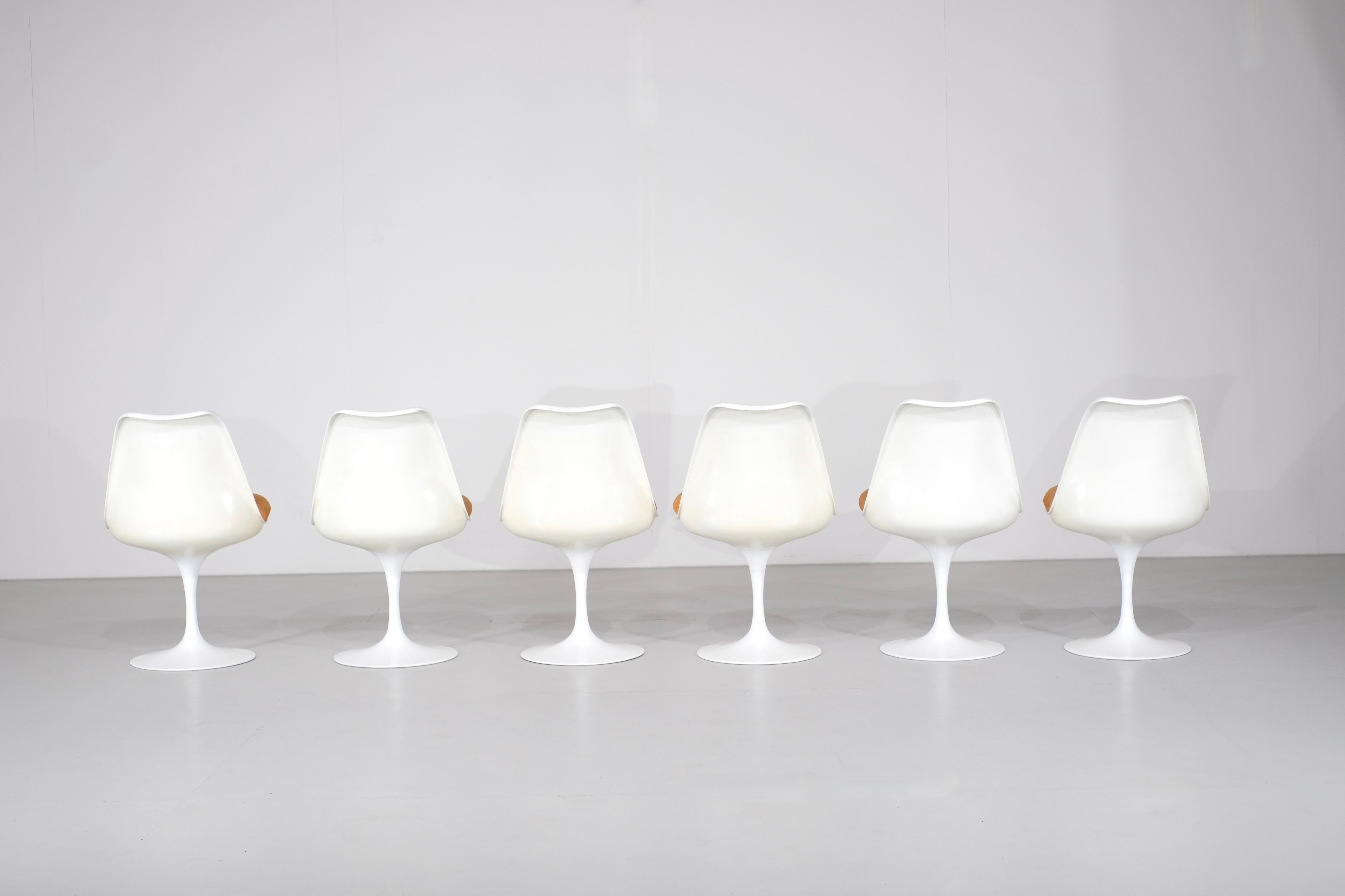 Américain Ensemble de 6 chaises Tulip par Eero Saarinen pour Knoll International - 1981 en vente