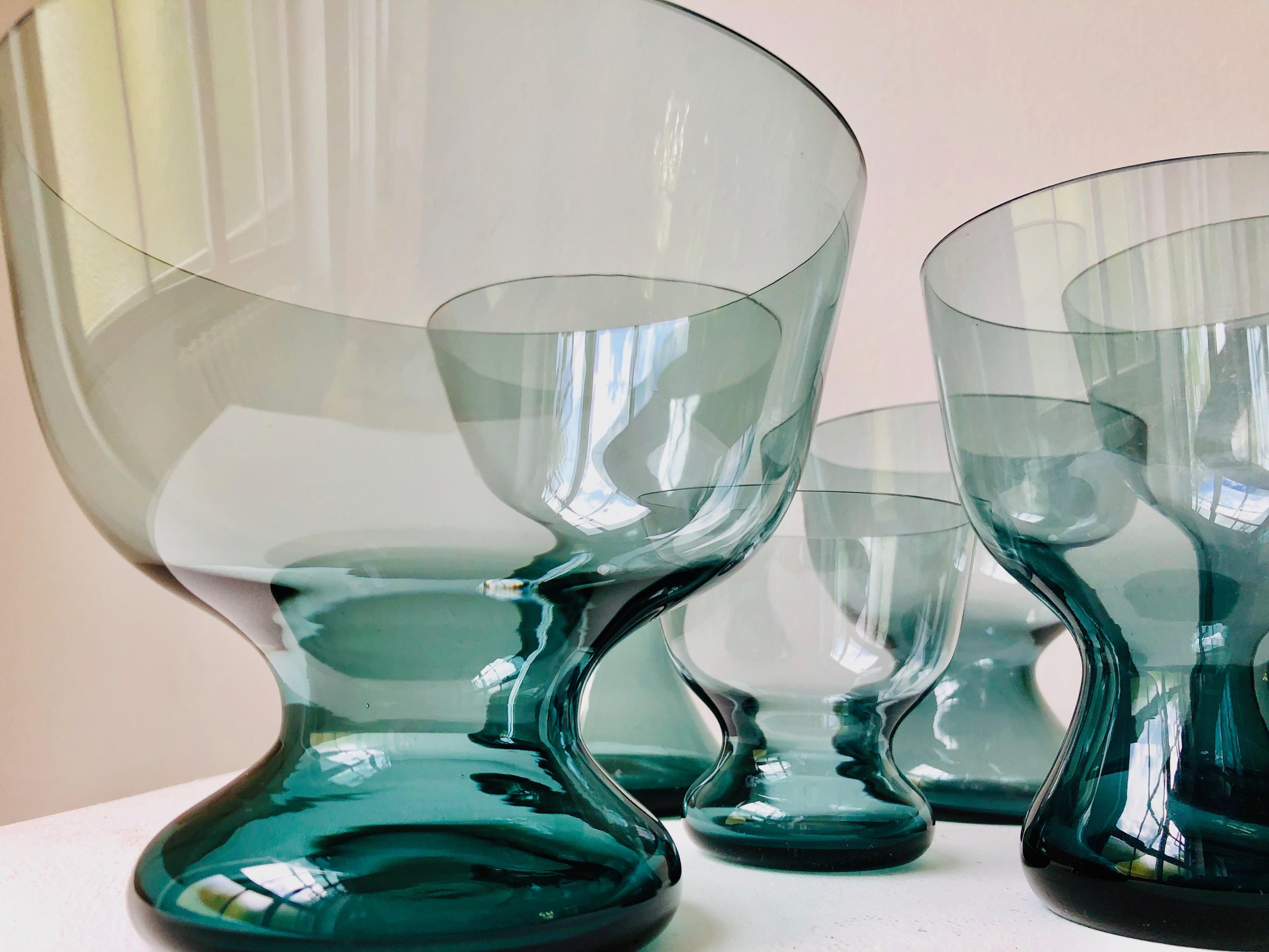 Mid-Century Modern Ensemble de 6 vases de Wilhelm Wagenfeld pour WMF en vente