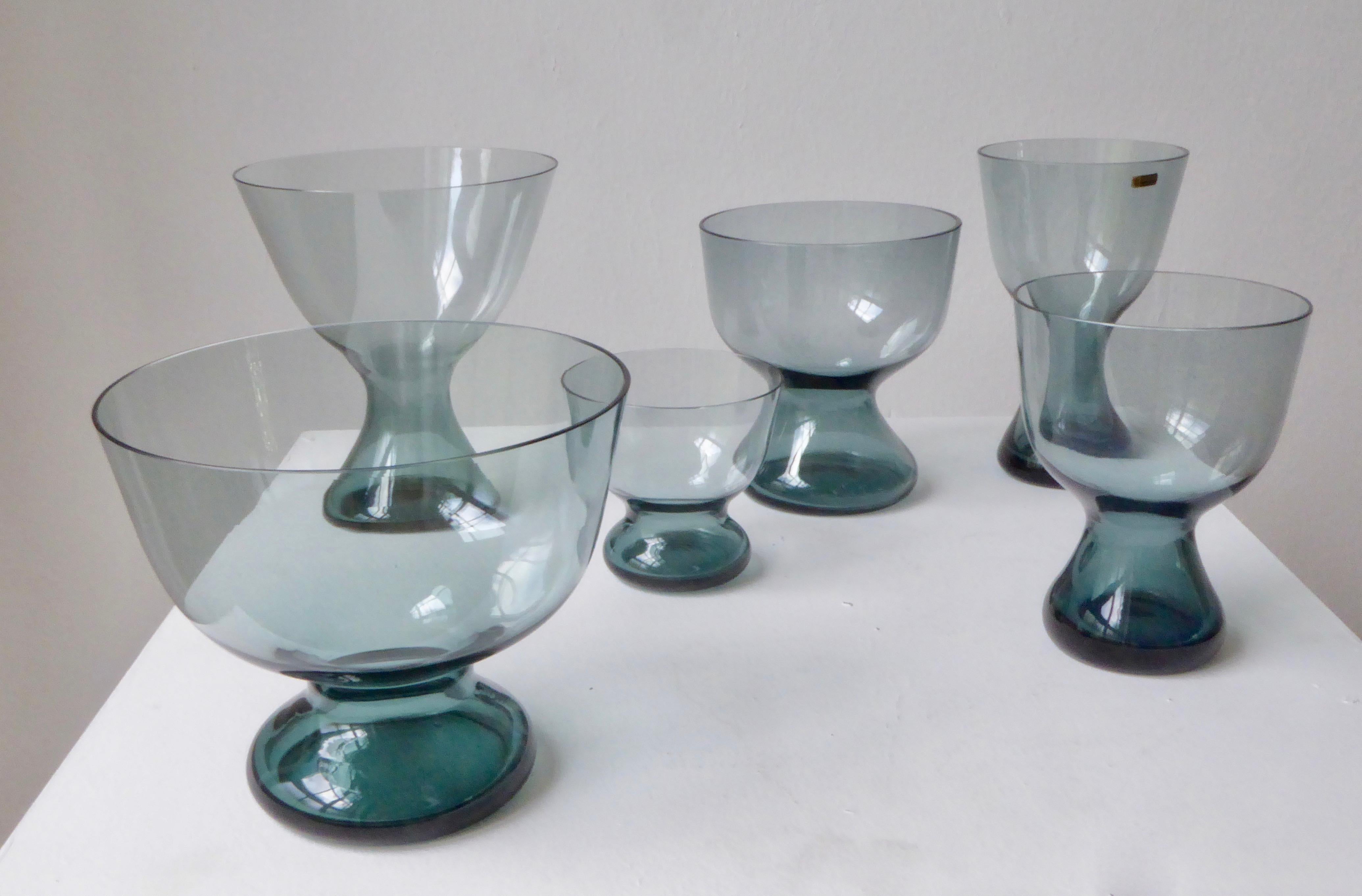 Mid-Century Modern Set of 6 Vases by Wilhelm Wagenfeld for WMF For Sale