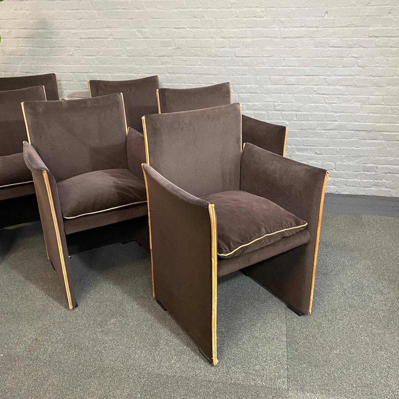 Mid-Century Modern Set of 6 velvet Mario Bellini 401 BREAK chairs for CASSINA - Italy 1970's For Sale