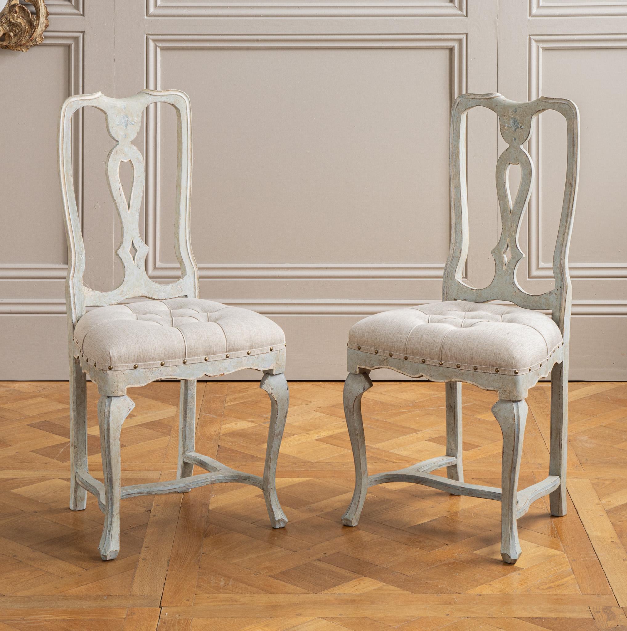 Hand-Carved Set Of 6 Venetian Style Dining Chairs For Sale