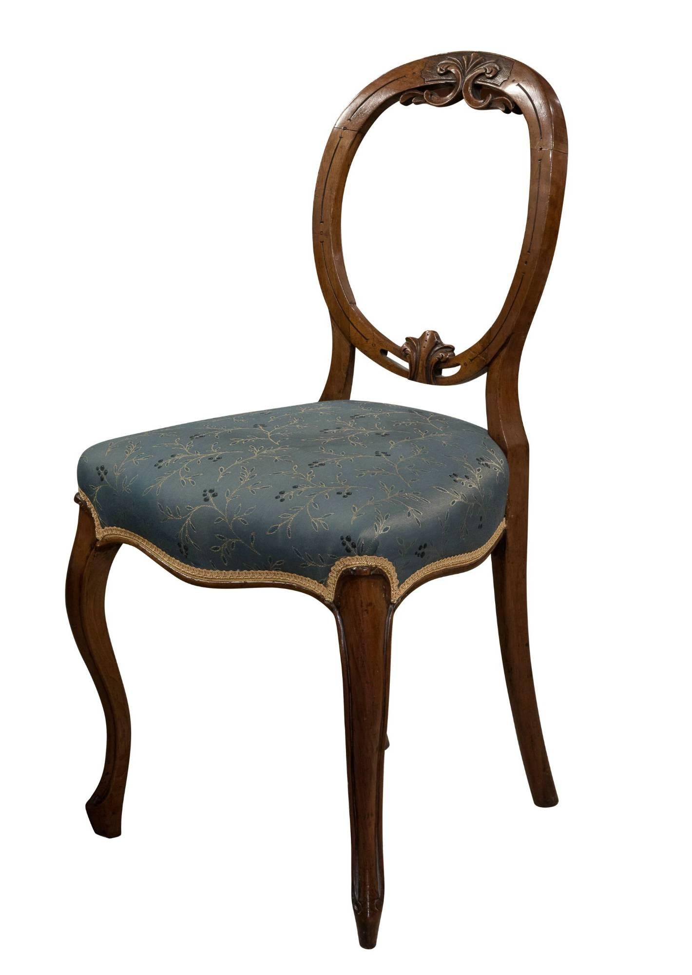 Late 19th Century Set of 6 Victorian Walnut Ballooon Back Dining Chairs, circa 1870