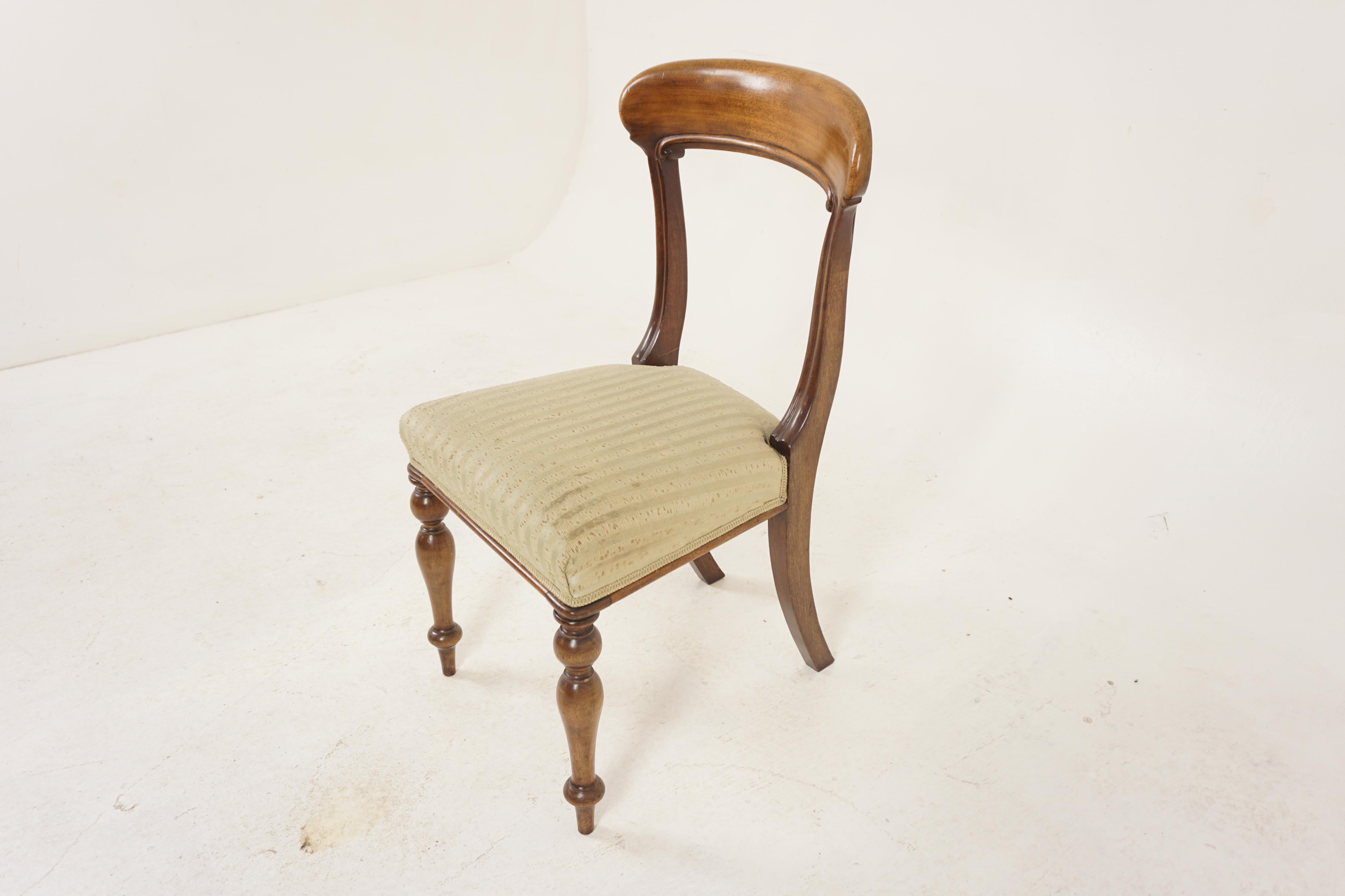 Set of 6 Victorian Walnut Upholstered Dining Chairs, Scotland 1860, H1190 In Good Condition For Sale In Vancouver, BC