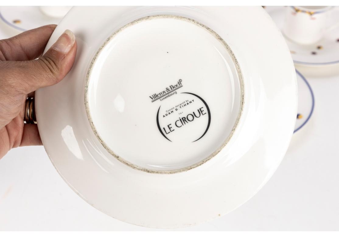 Set von 6 Villeroy & Boch für Le Cirque Espresso-Tasse und übergroßer Untertasse (Hollywood Regency) im Angebot