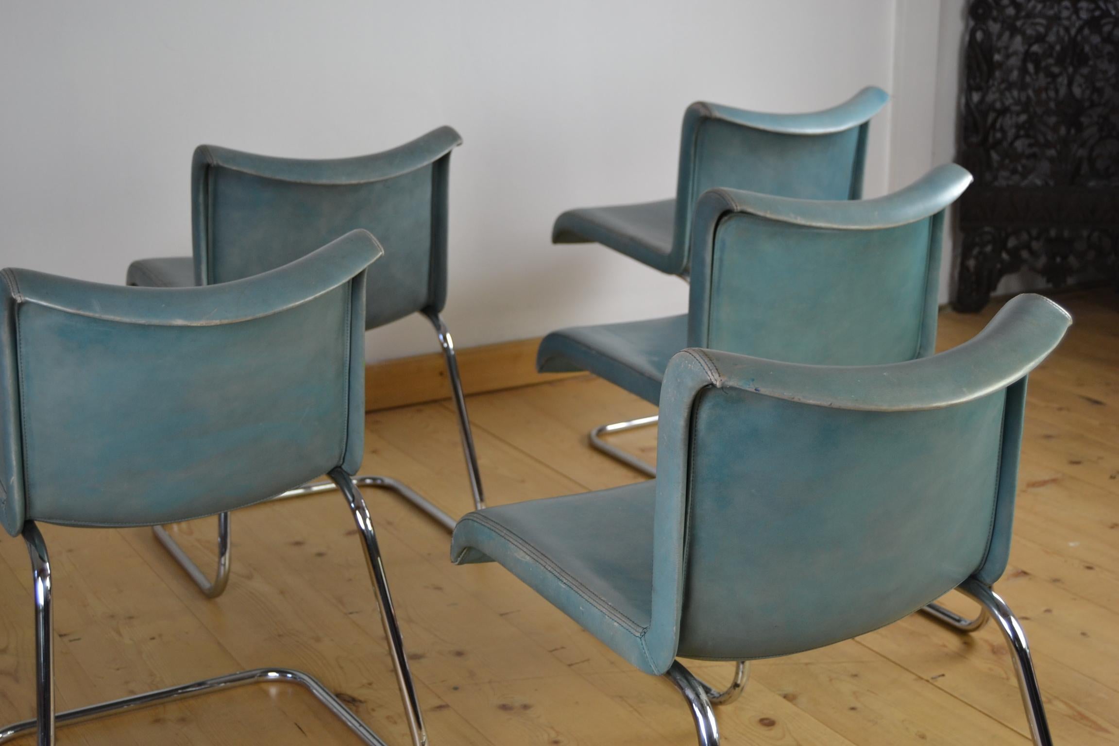 20th Century Set of 6 Vintage Blue Leather and Chrome Dining Chairs