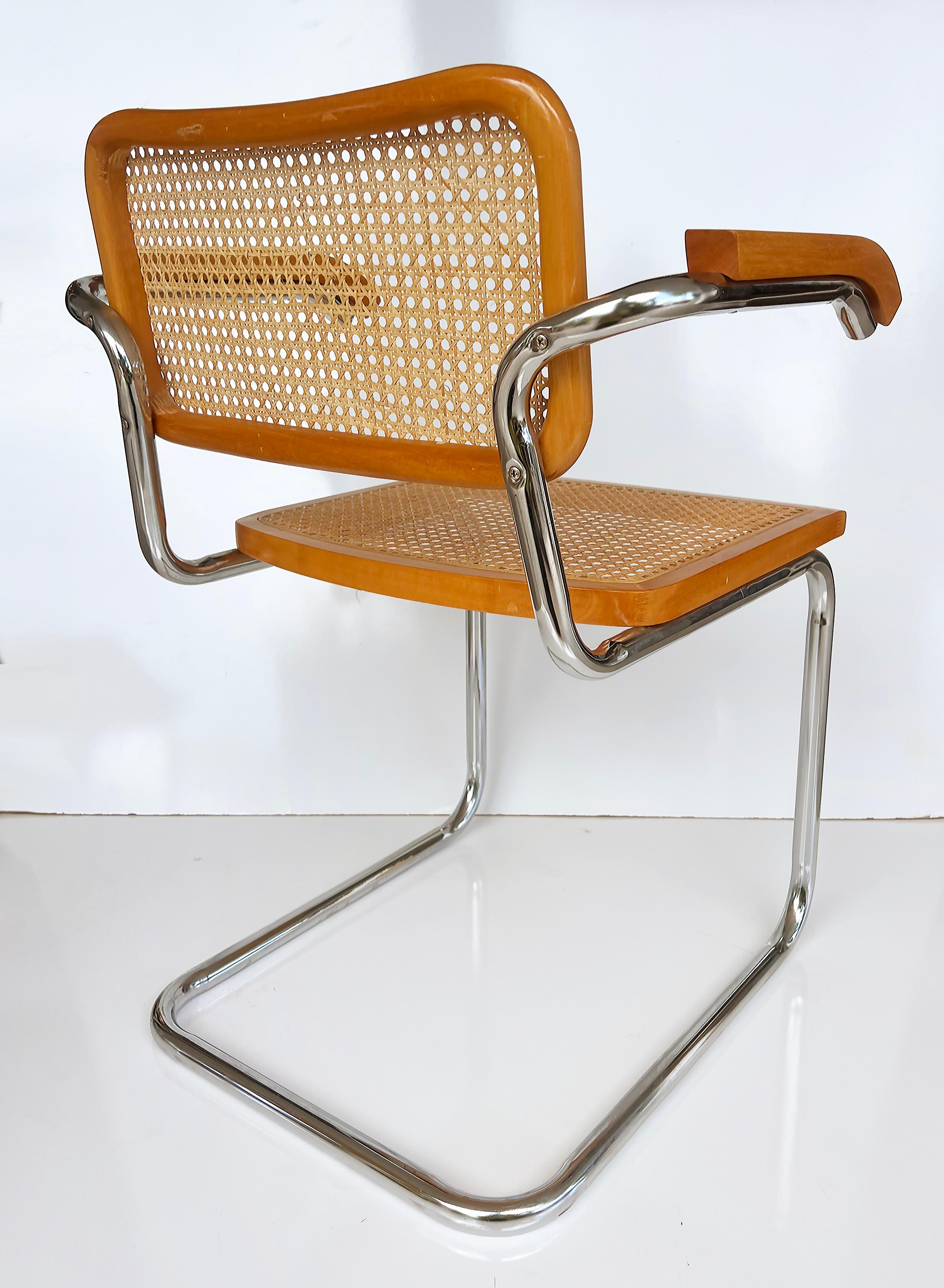Set of 6 Vintage Cesca Dining Chairs by Marcel Breuer, 2 Armchairs and 4 Sides  In Good Condition In Miami, FL