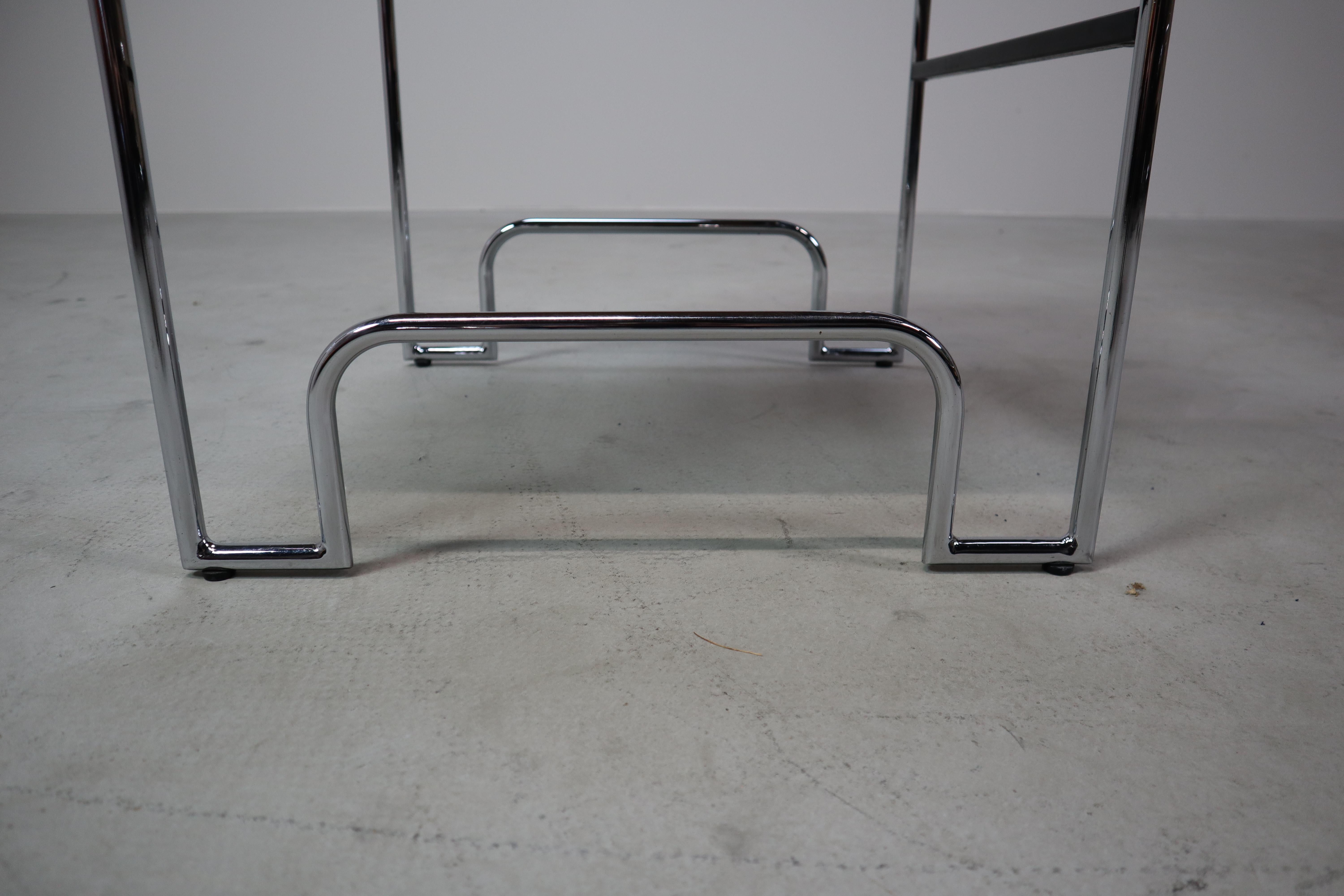 Set of 6 vintage chrome and leather dining chairs in Bauhaus style, 1970s For Sale 2