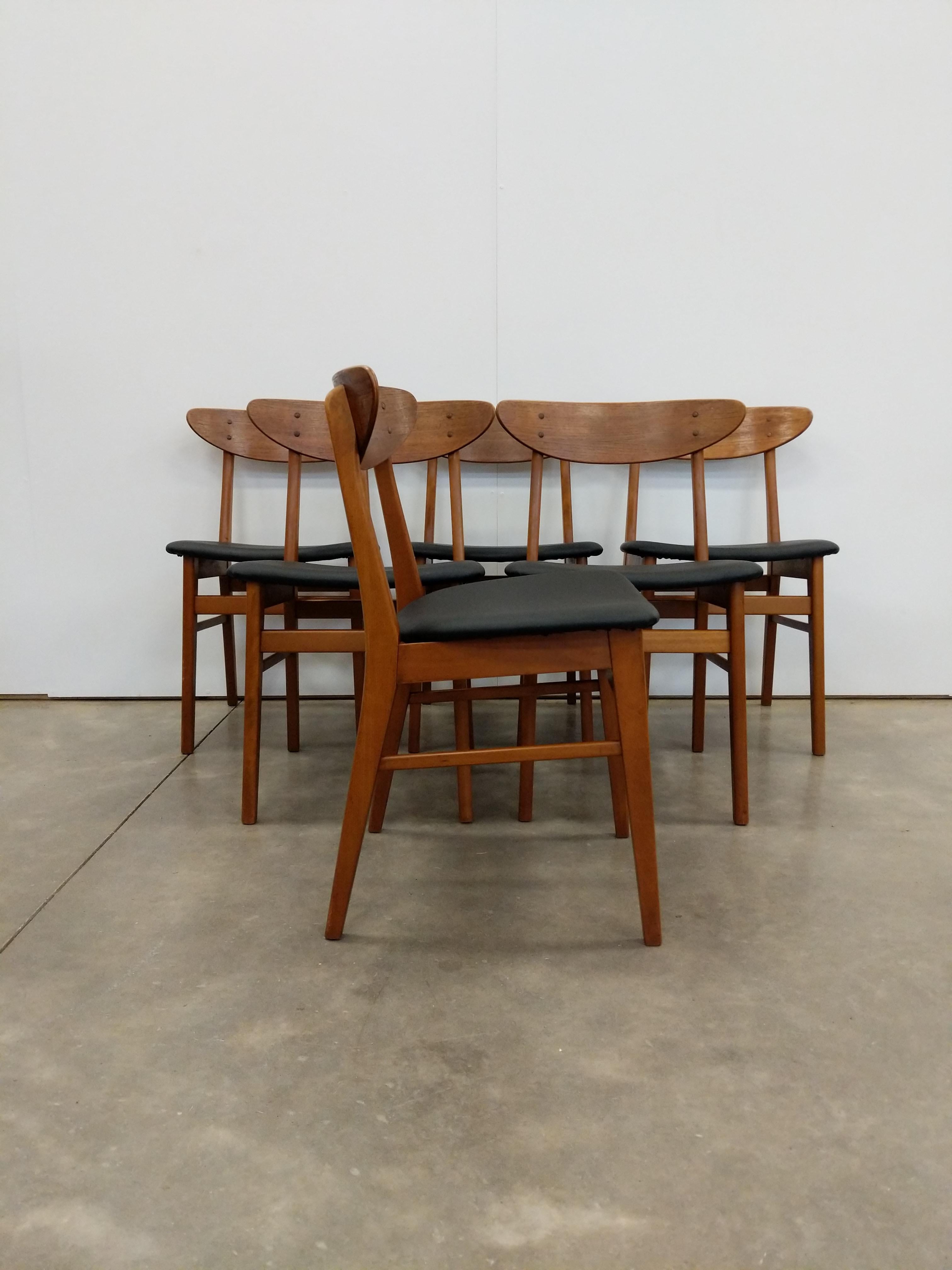 Set of 6 Vintage Danish Modern Dining Chairs by Farstrup In Good Condition In Gardiner, NY