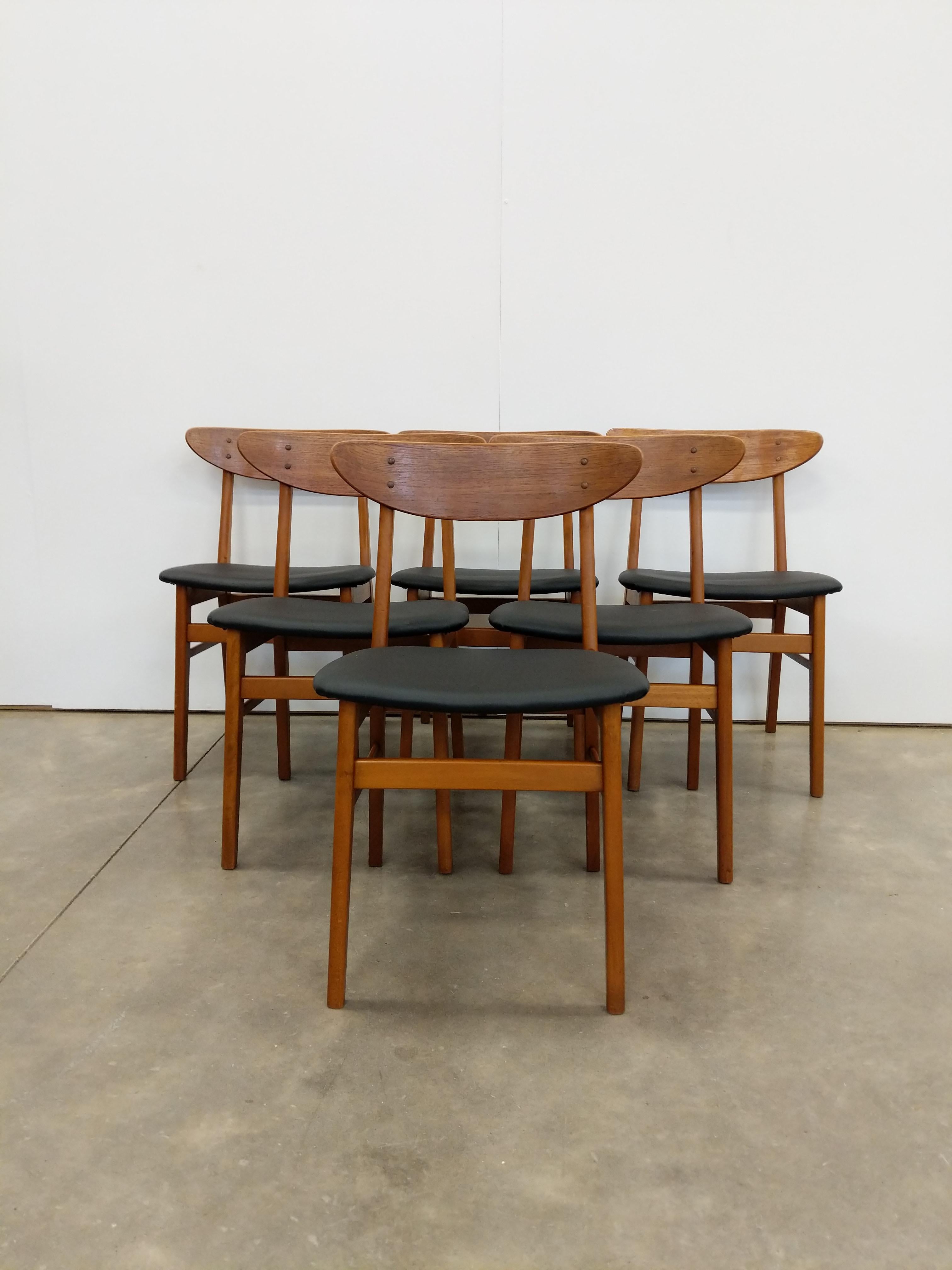 20th Century Set of 6 Vintage Danish Modern Dining Chairs by Farstrup