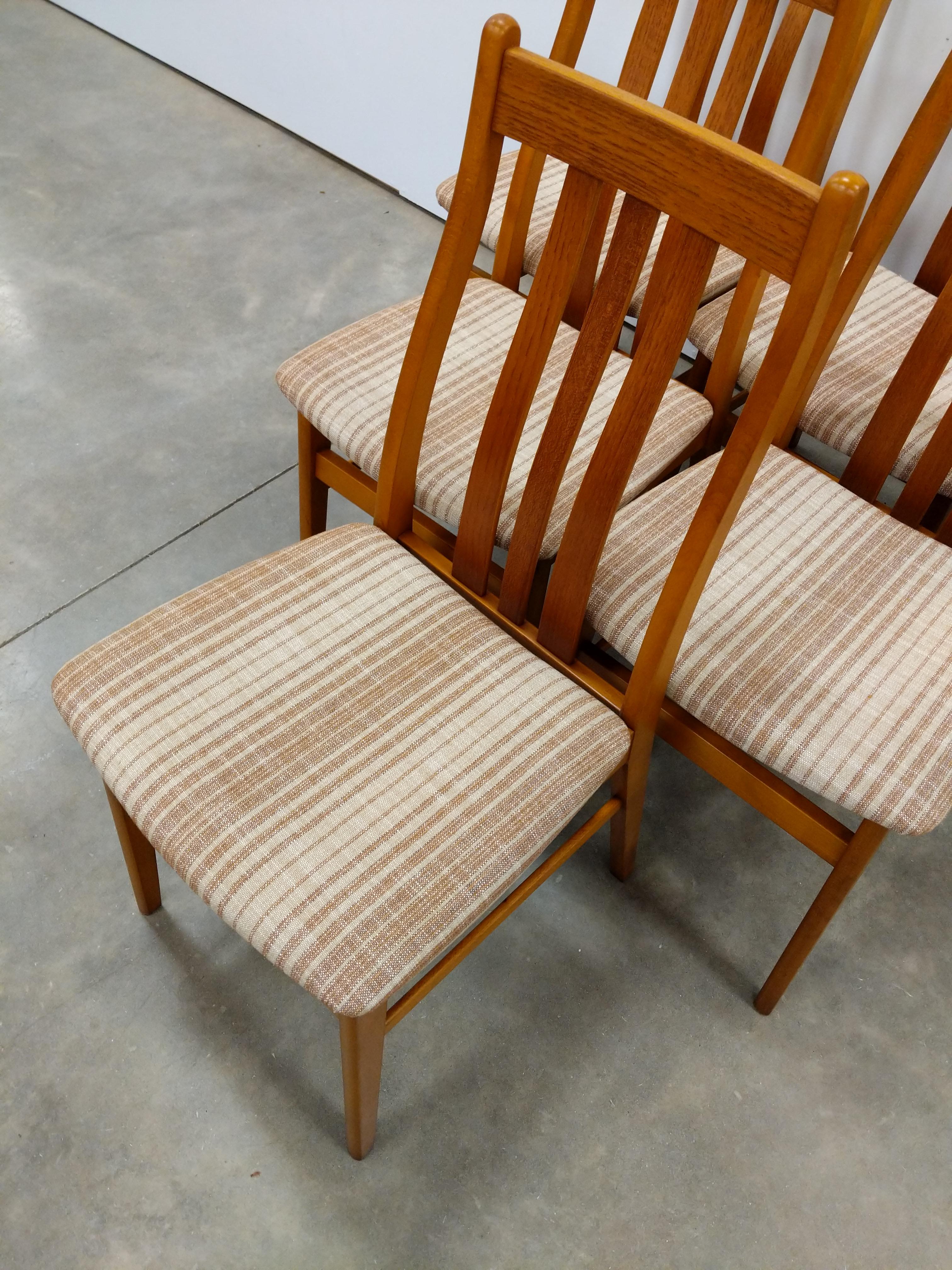 Hêtre Ensemble de 6 chaises de salle à manger danoises modernes vintage par Farstrup en vente