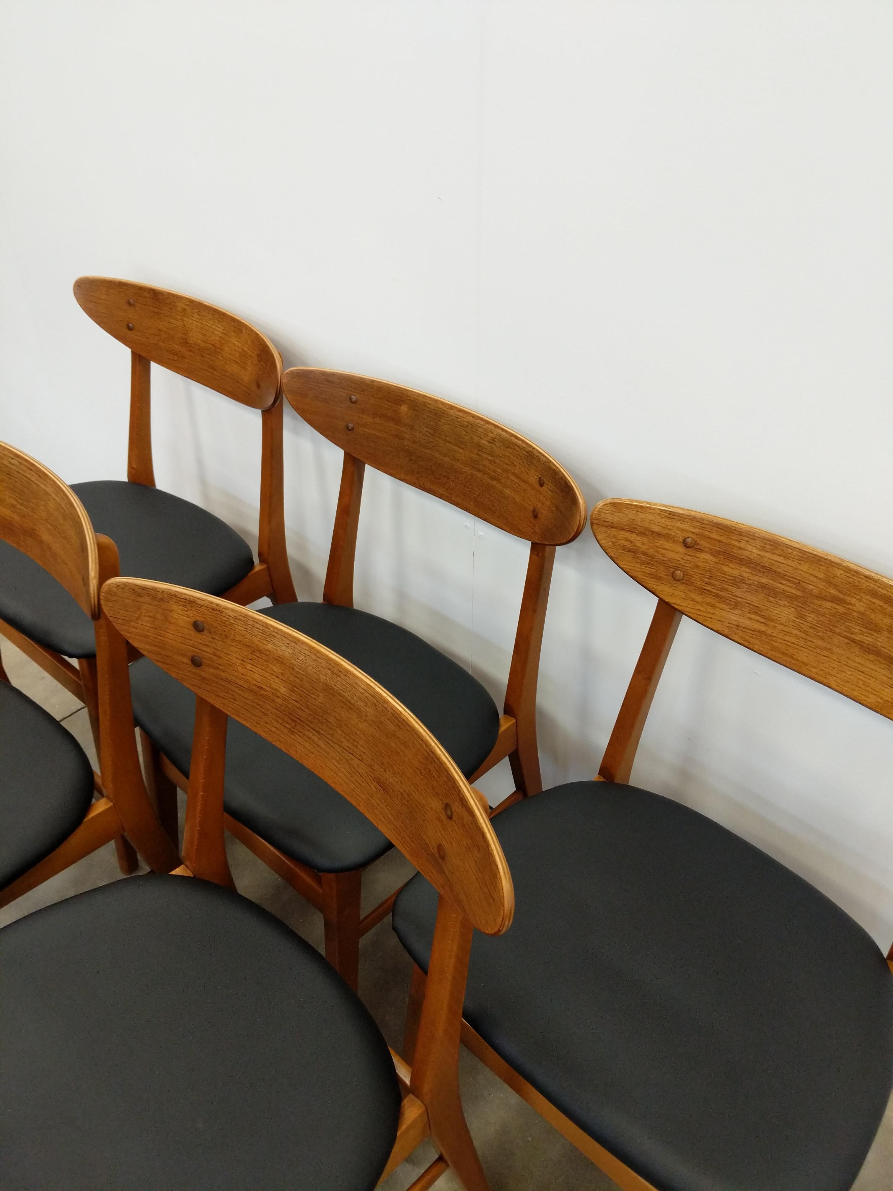 Set of 6 Vintage Danish Modern Dining Chairs by Farstrup 2