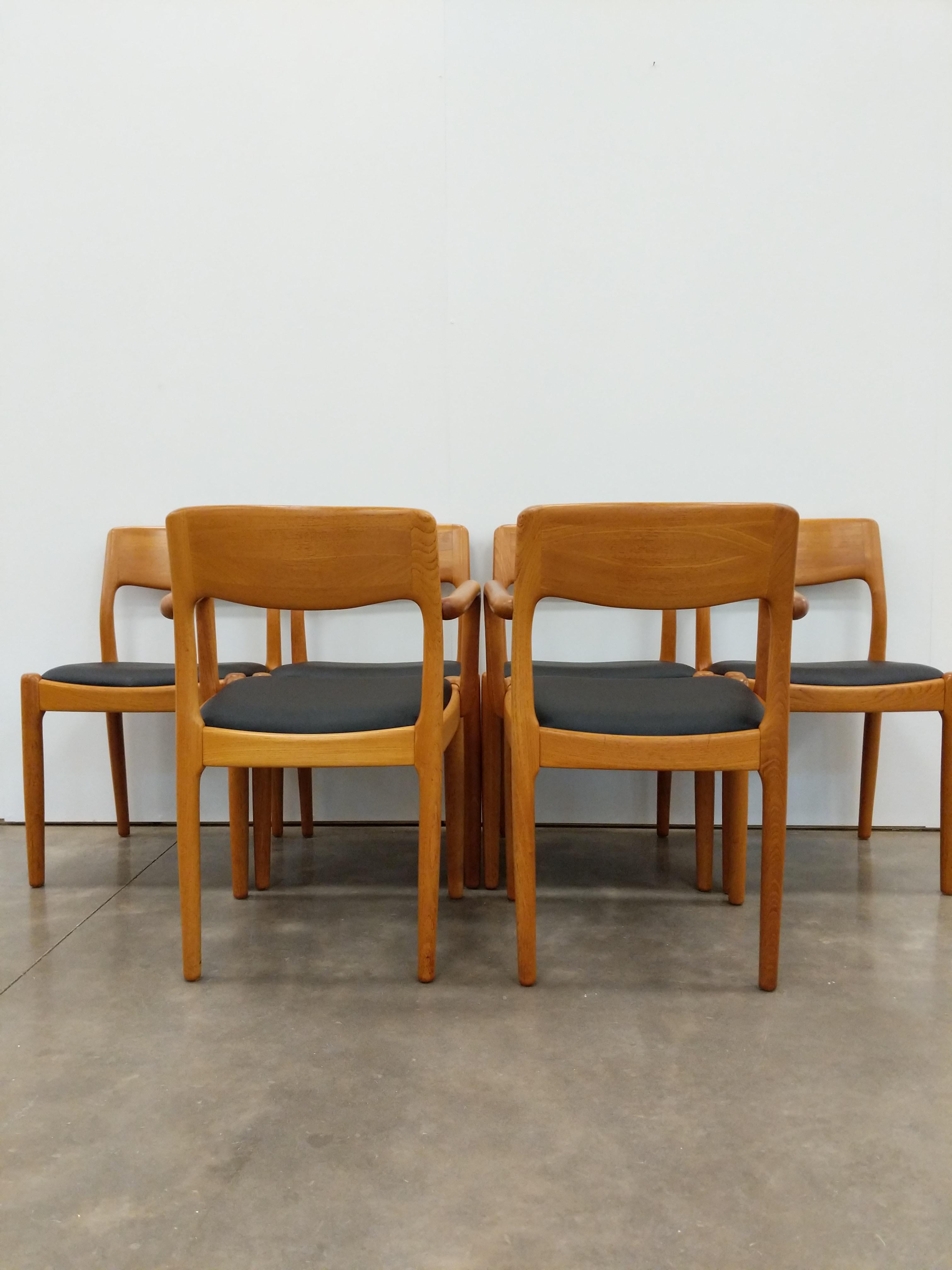 Scandinavian Modern Set of 6 Vintage Danish Modern Juul Kristensen Teak Dining Chairs
