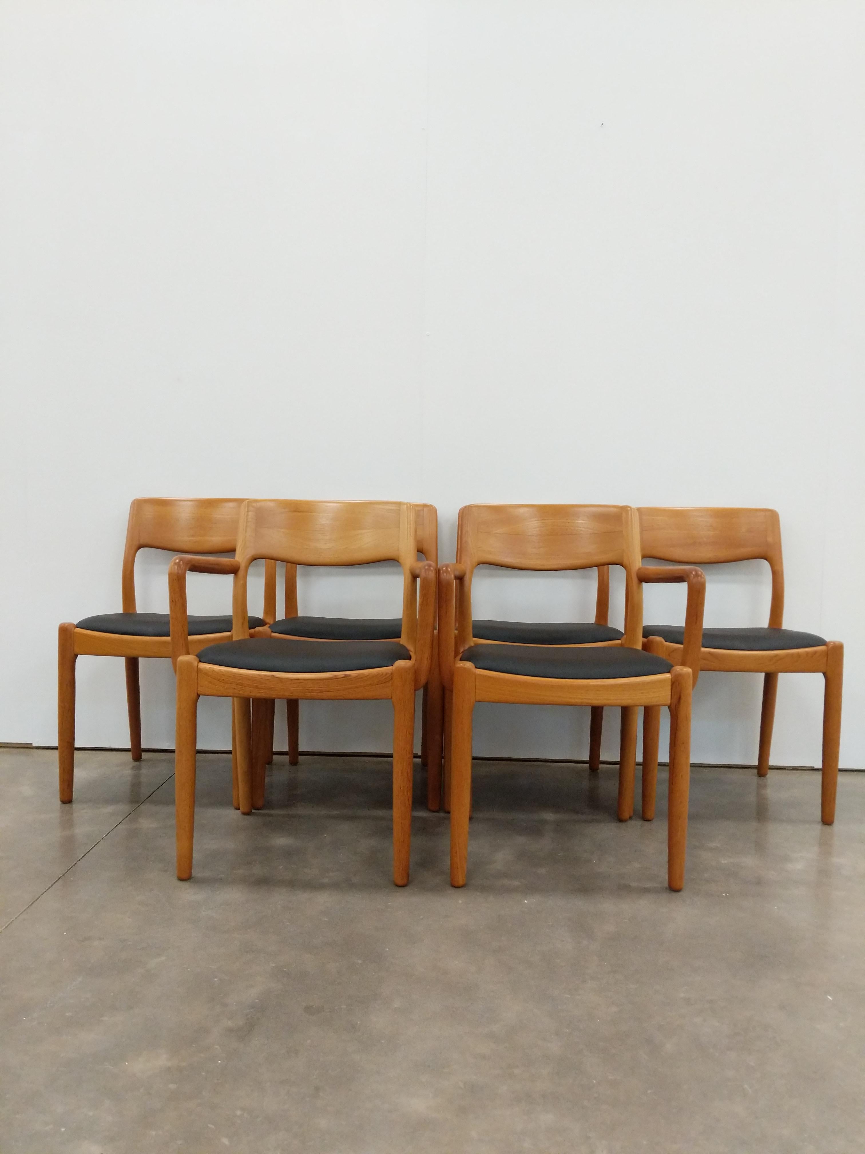 Set of 6 Vintage Danish Modern Juul Kristensen Teak Dining Chairs 1