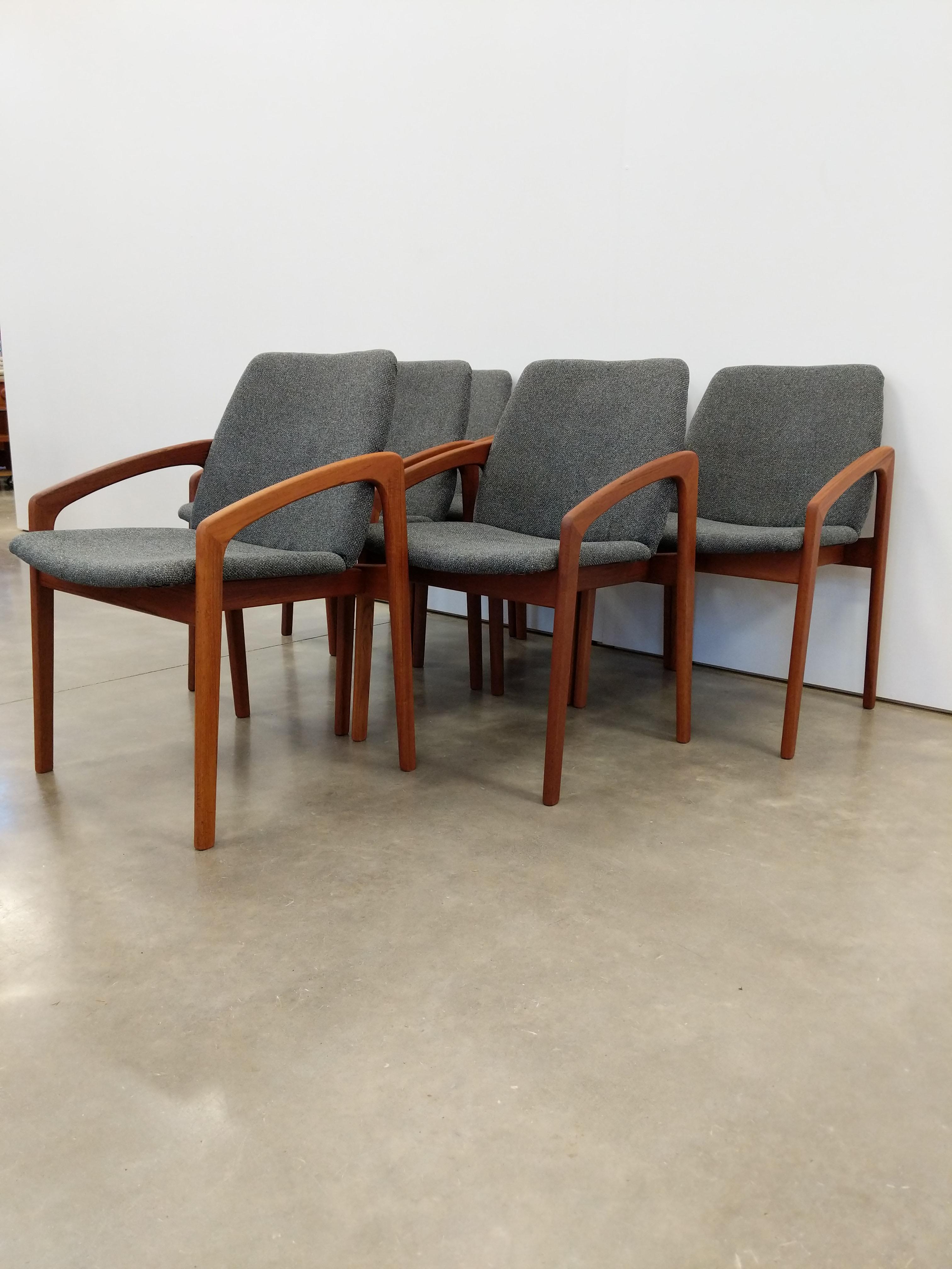 Set of 6 Vintage Danish Modern Teak Chairs by Henning Kjaernulf 1