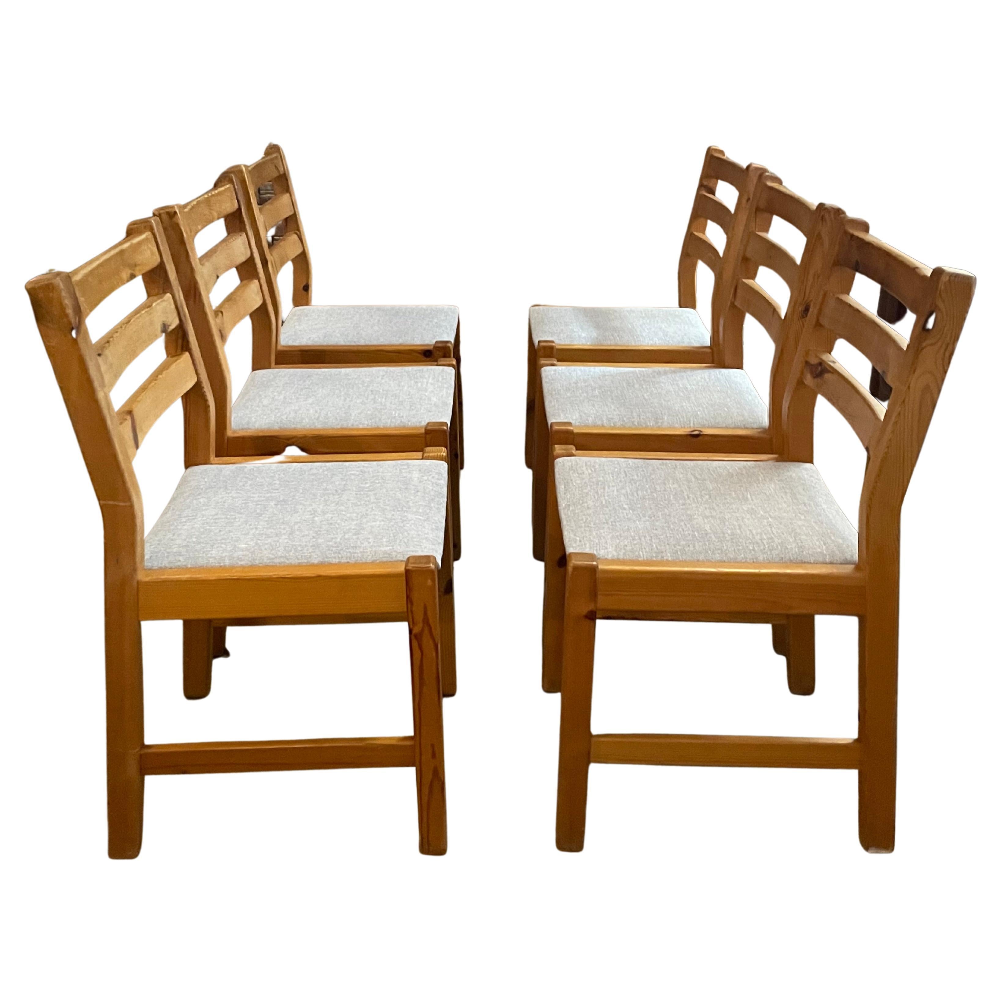 Ensemble de 6 chaises de salle à manger danoises vintage en pin en vente