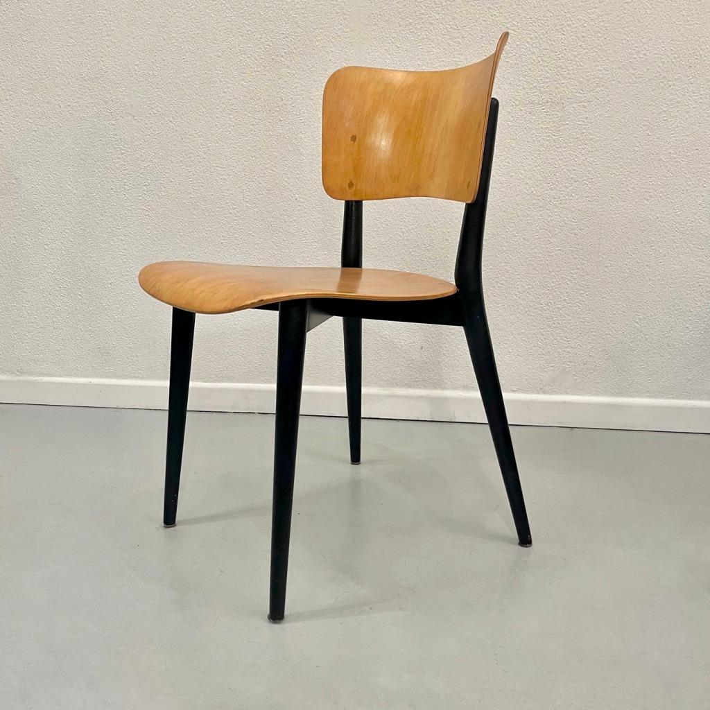 Set of 6 vintage dining chairs by Max Bill, Horgen Glarus, Switzerland ca. 1950s For Sale 4