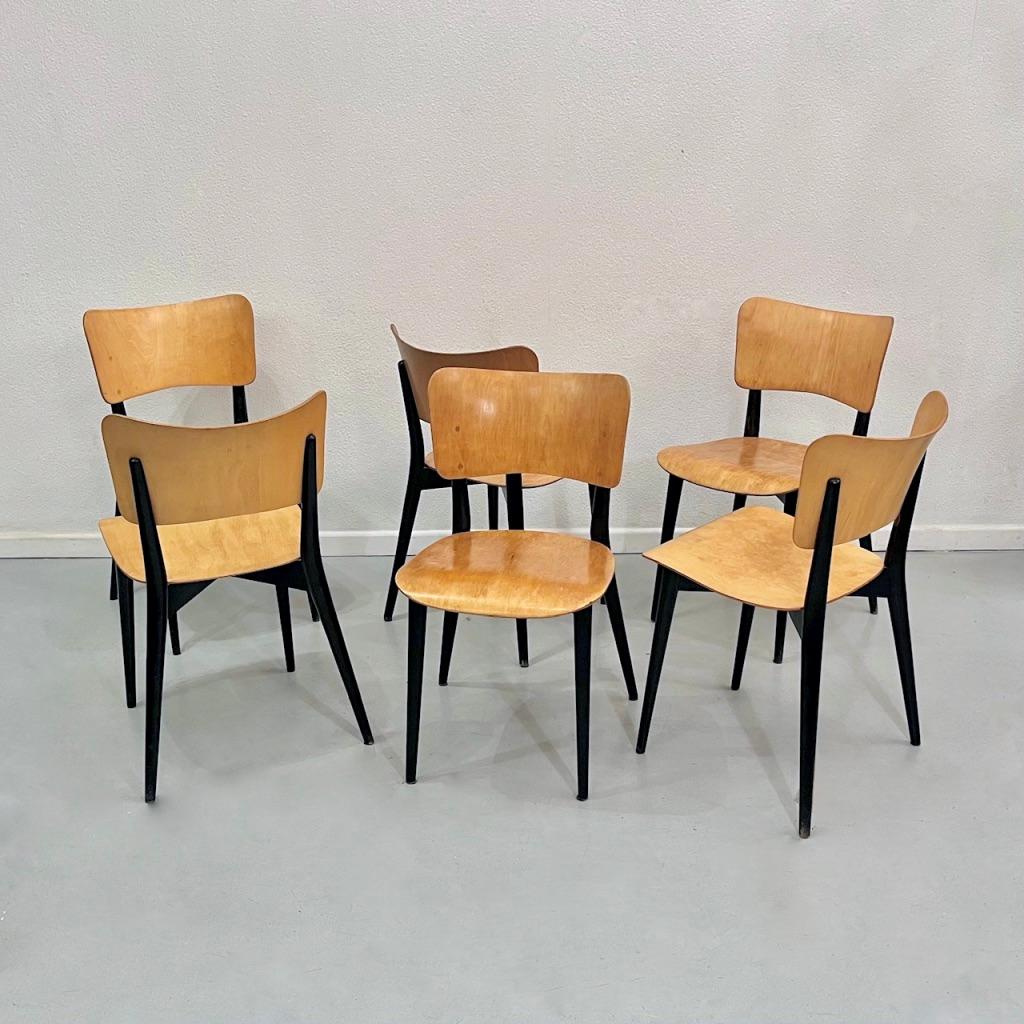 Set of 6 vintage dining chairs by Max Bill, Horgen Glarus, Switzerland ca. 1950s In Good Condition For Sale In Geneva, CH