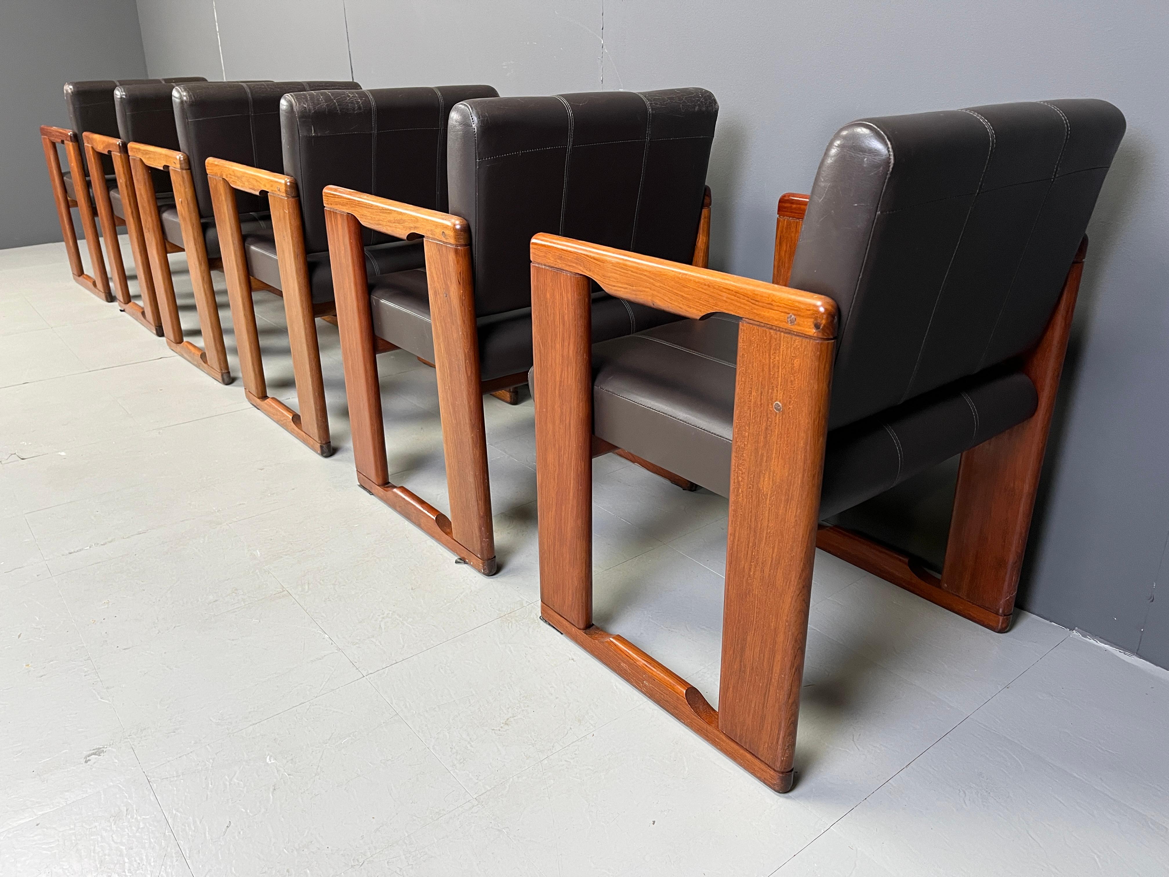 Set di 6 sedie da pranzo vintage di Tobia & Tobia Scarpa, anni '70 in vendita 6