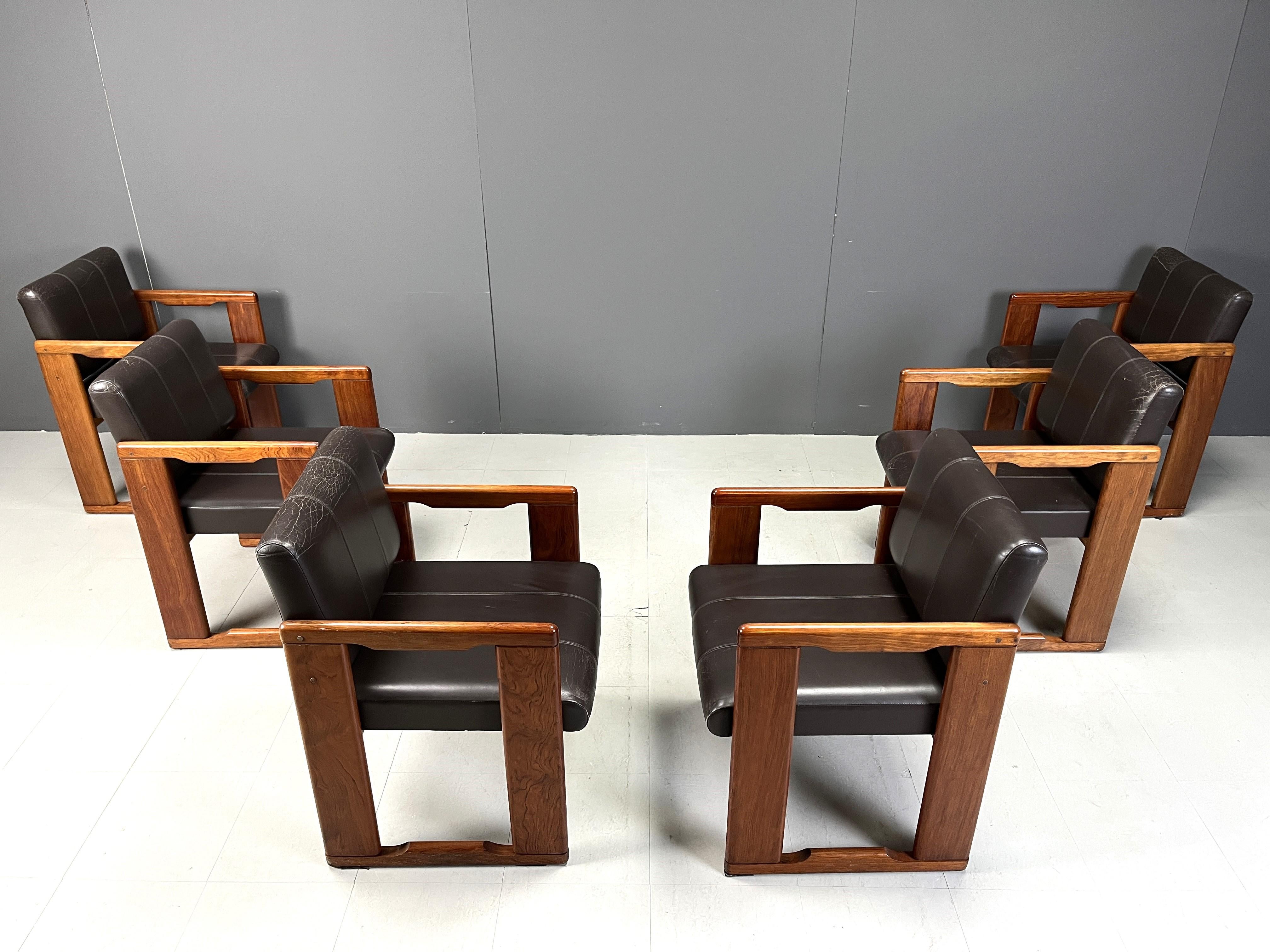Pelle Set di 6 sedie da pranzo vintage di Tobia & Tobia Scarpa, anni '70 in vendita