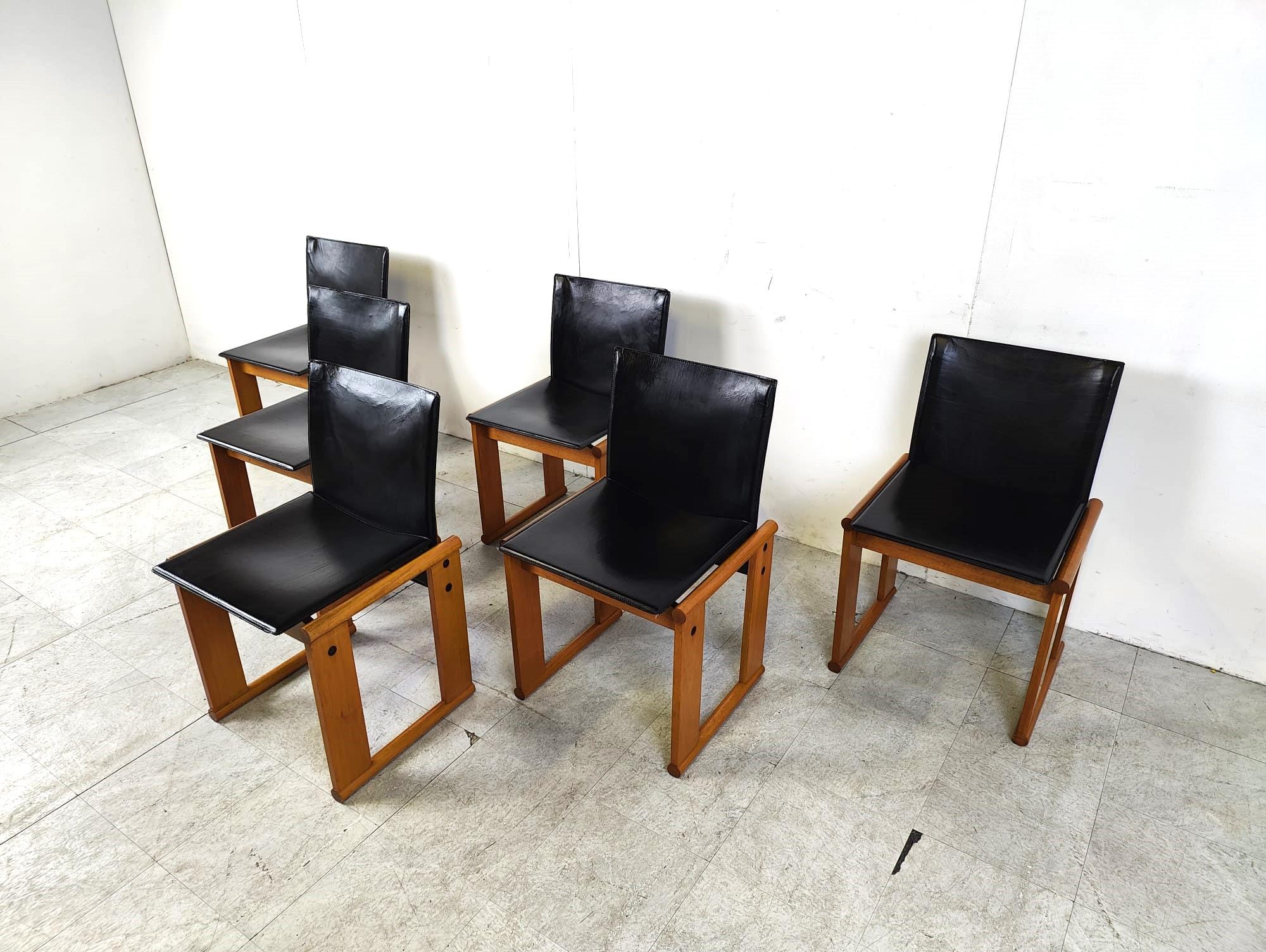 Set of 6 vintage dining chairs by Tobia & Afra Scarpa, 1970s For Sale 1