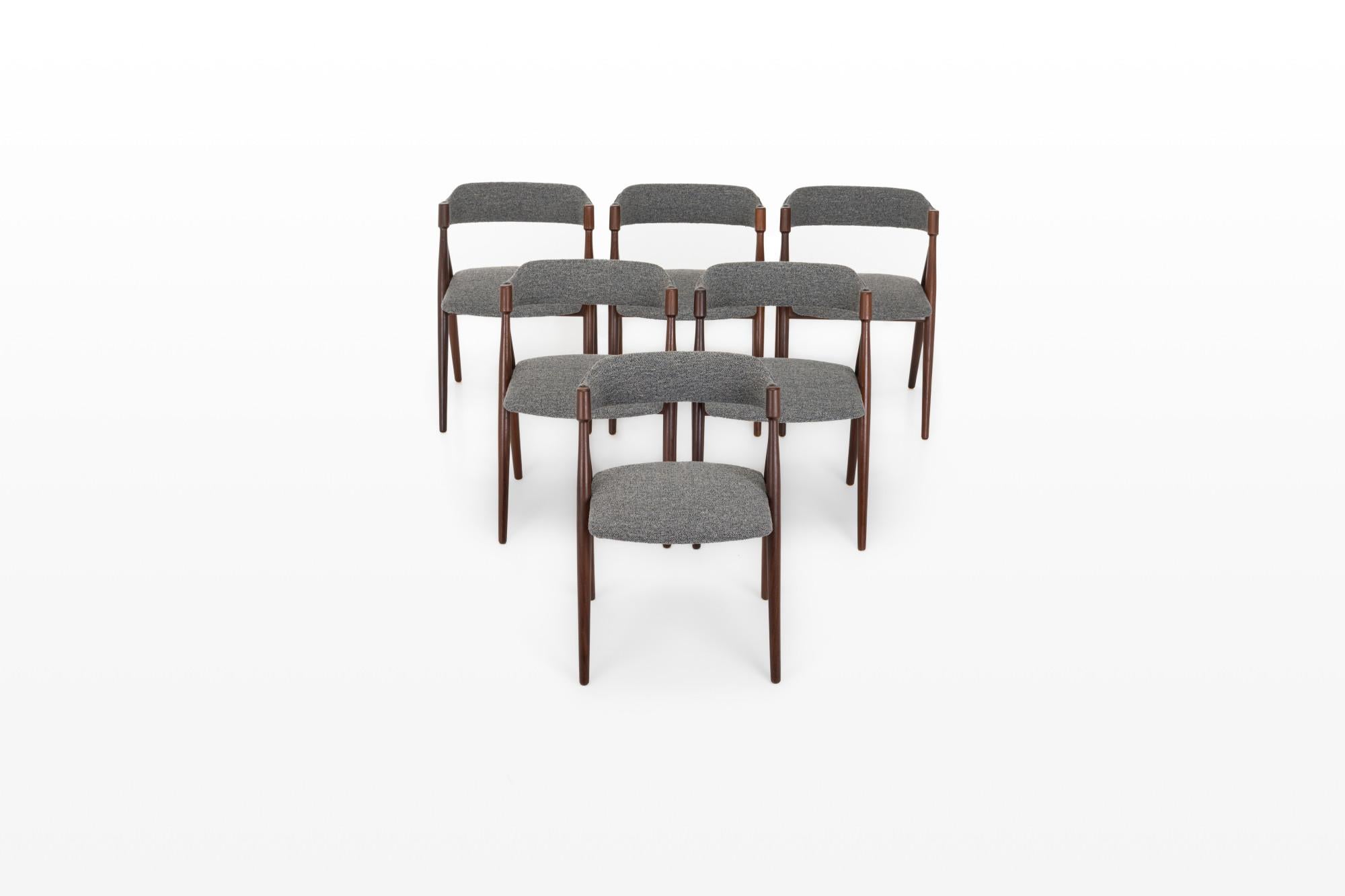 Danese Set di 6 sedie da pranzo vintage in bouclé grigio in vendita