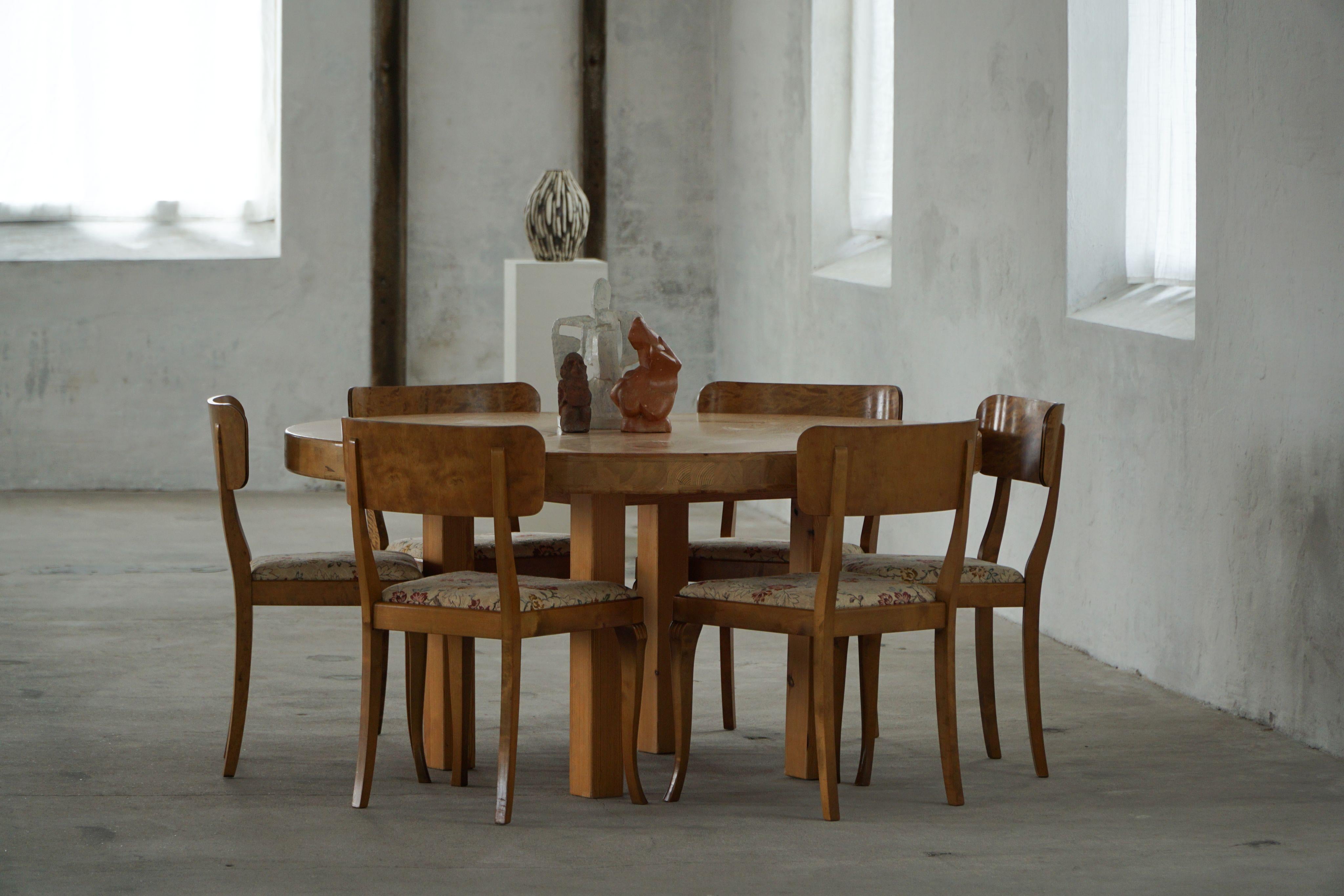 Set di 6 sedie da pranzo vintage, Swedish Grace, tappezzeria floreale, anni '30 In condizioni buone in vendita a Odense, DK