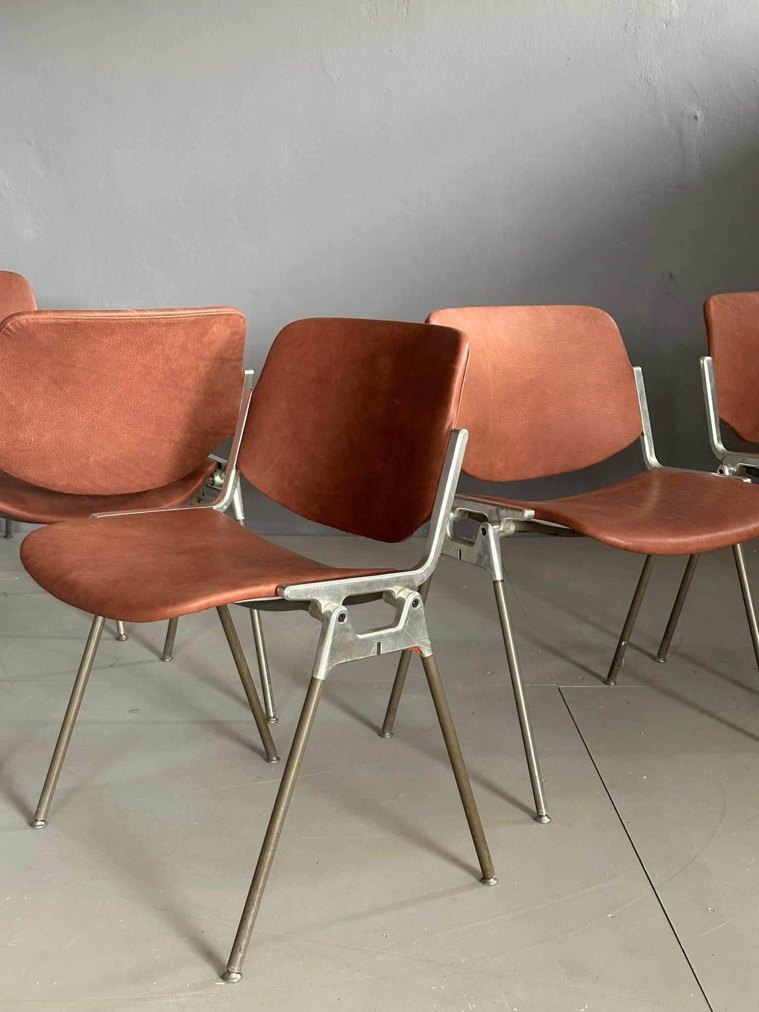 Late 20th Century Set of 6 vintage DSC 106 chairs 1970,  by Giancarlo Piretti for Anonima Castelli For Sale