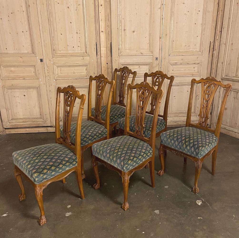 Anglais Ensemble de 6 chaises de salle à manger anglaises Chippendale vintage en acajou en vente