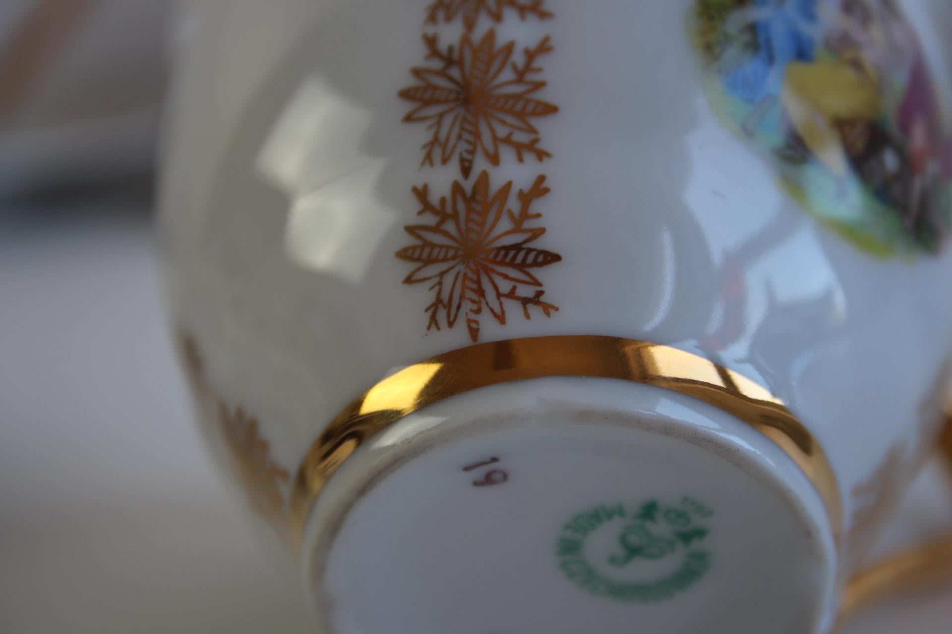 Set of 6 Vintage EPIAG Czech Porcelain Demitasse Cups and Saucers For Sale 2