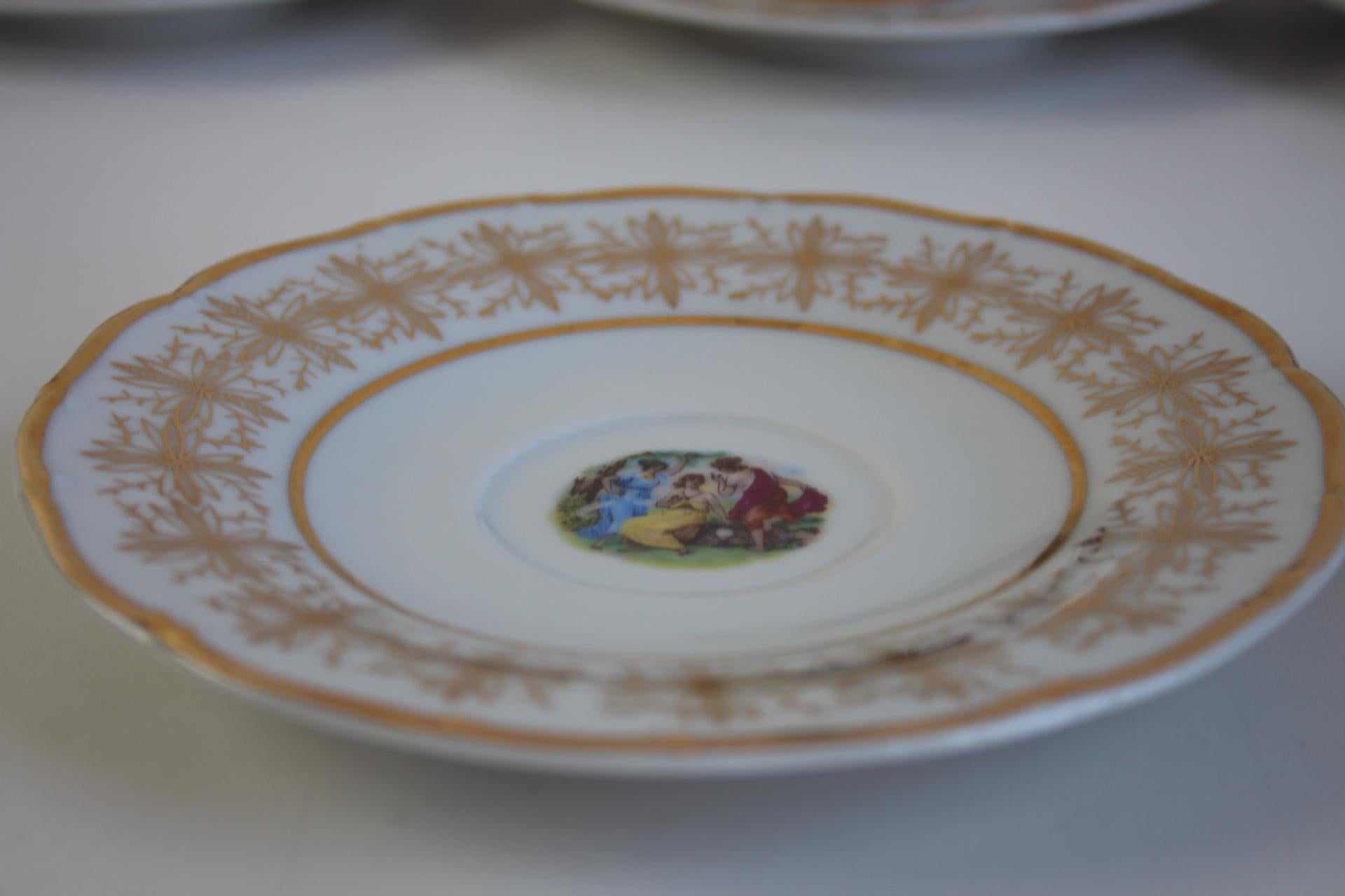 Set of 6 Vintage EPIAG Czech Porcelain Demitasse Cups and Saucers For Sale 4