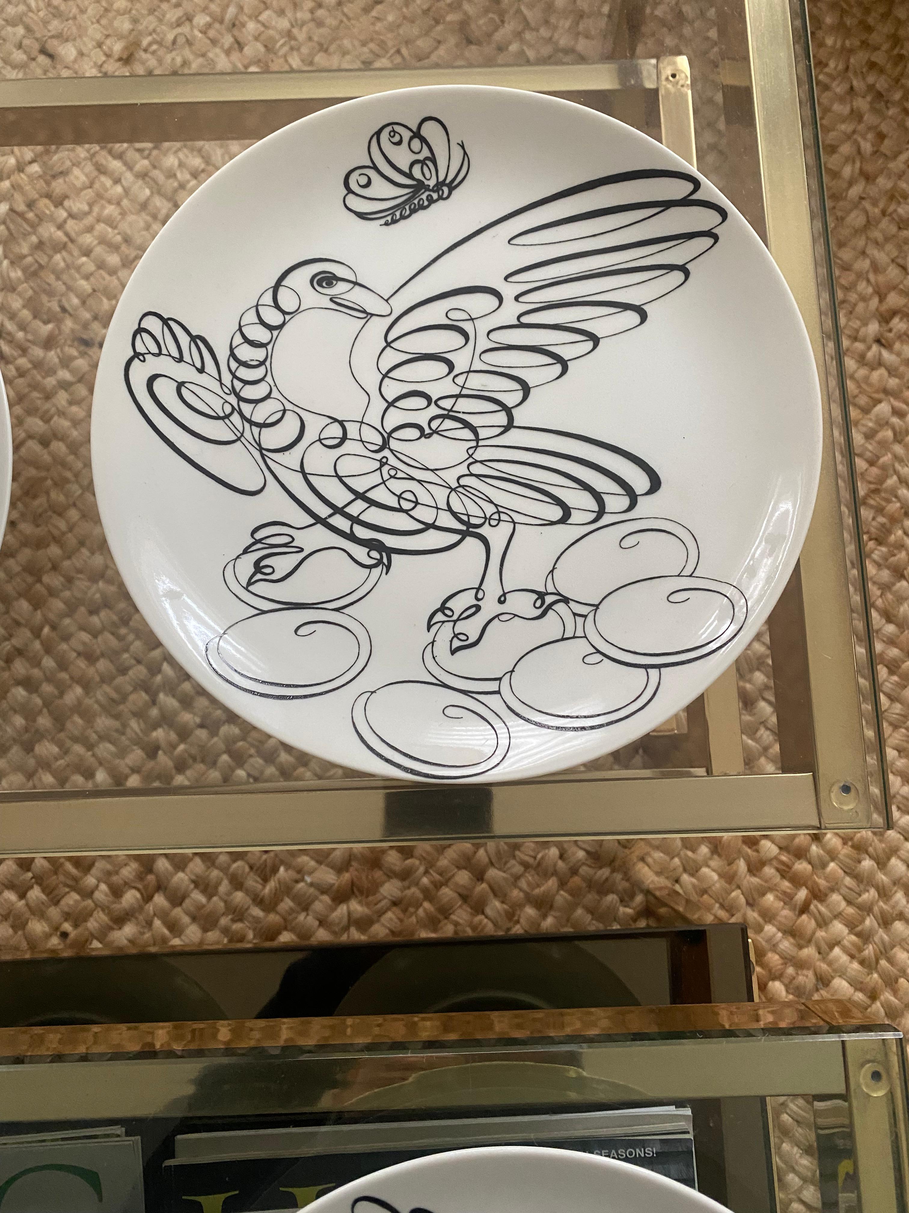 Porcelain Set of 6 Vintage Fornasetti Calligraphy Bird black outline plates Milan For Sale