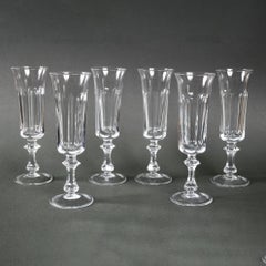 Lot de 6 flûtes à champagne en cristal de Baccarat, d'époque française